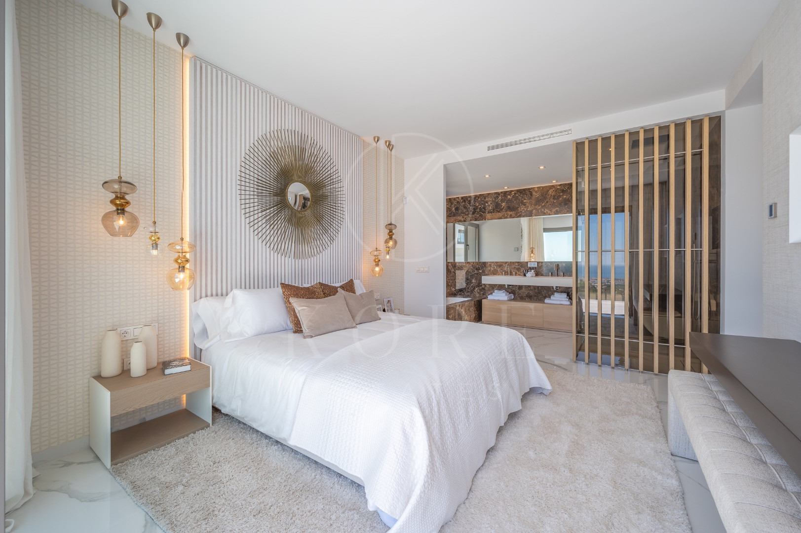 IMPRESIONANTE APARTAMENTO EN PLANTA MEDIA EN ESQUINA CON VISTAS PANORÁMICAS