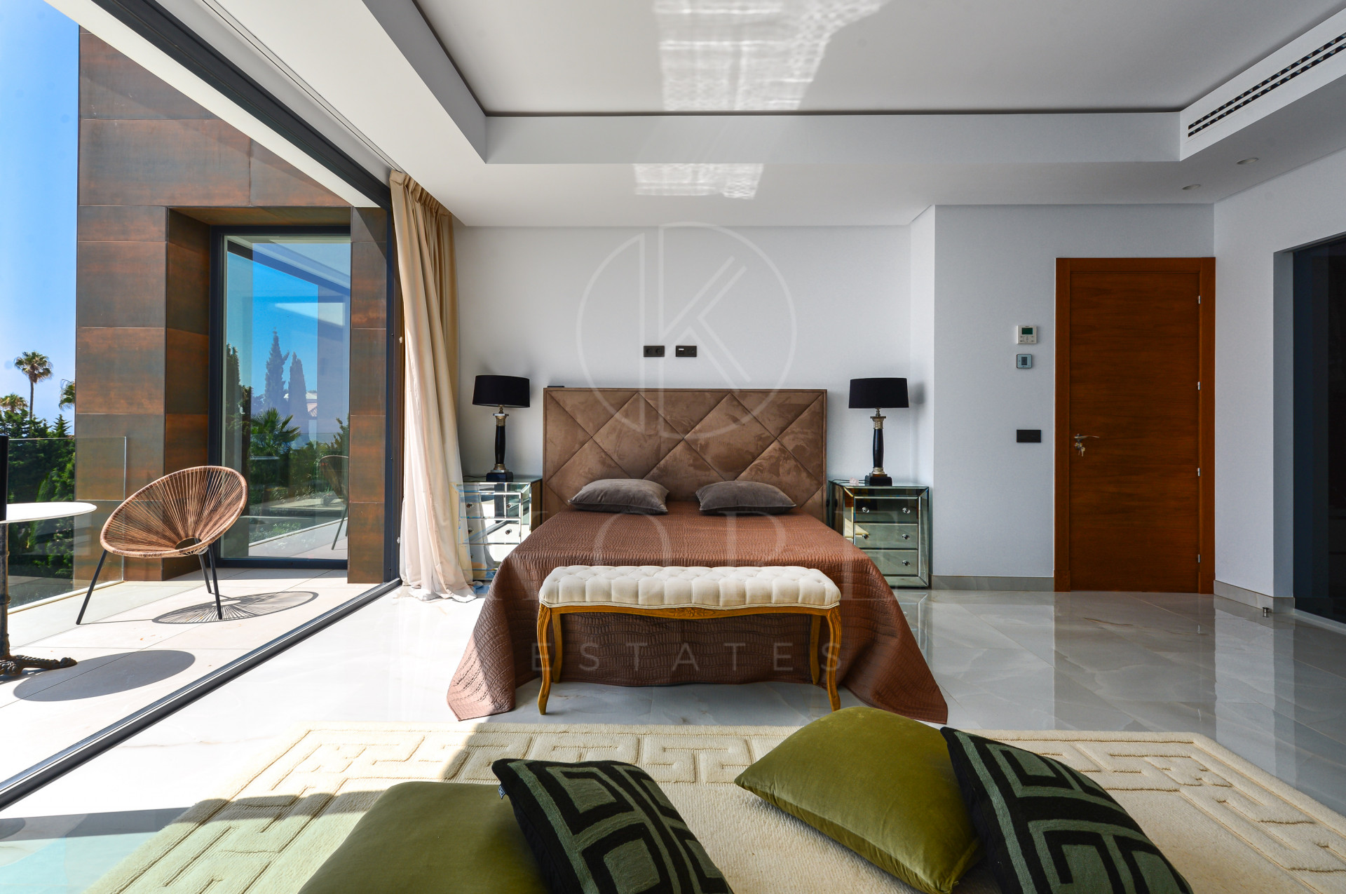 Luxury Villa with Panoramic Sea Views in La Paloma, Manilva
