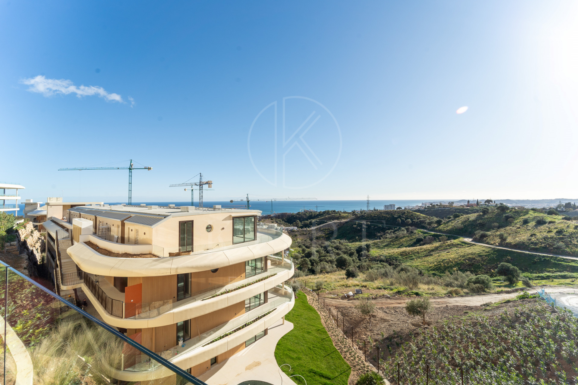 Apartamento de Lujo en Planta Baja en El Higuerón, Fuengirola