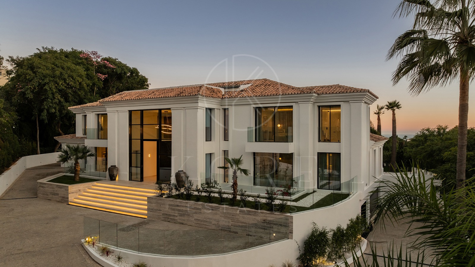 Villa for sale in La Quinta, Benahavis