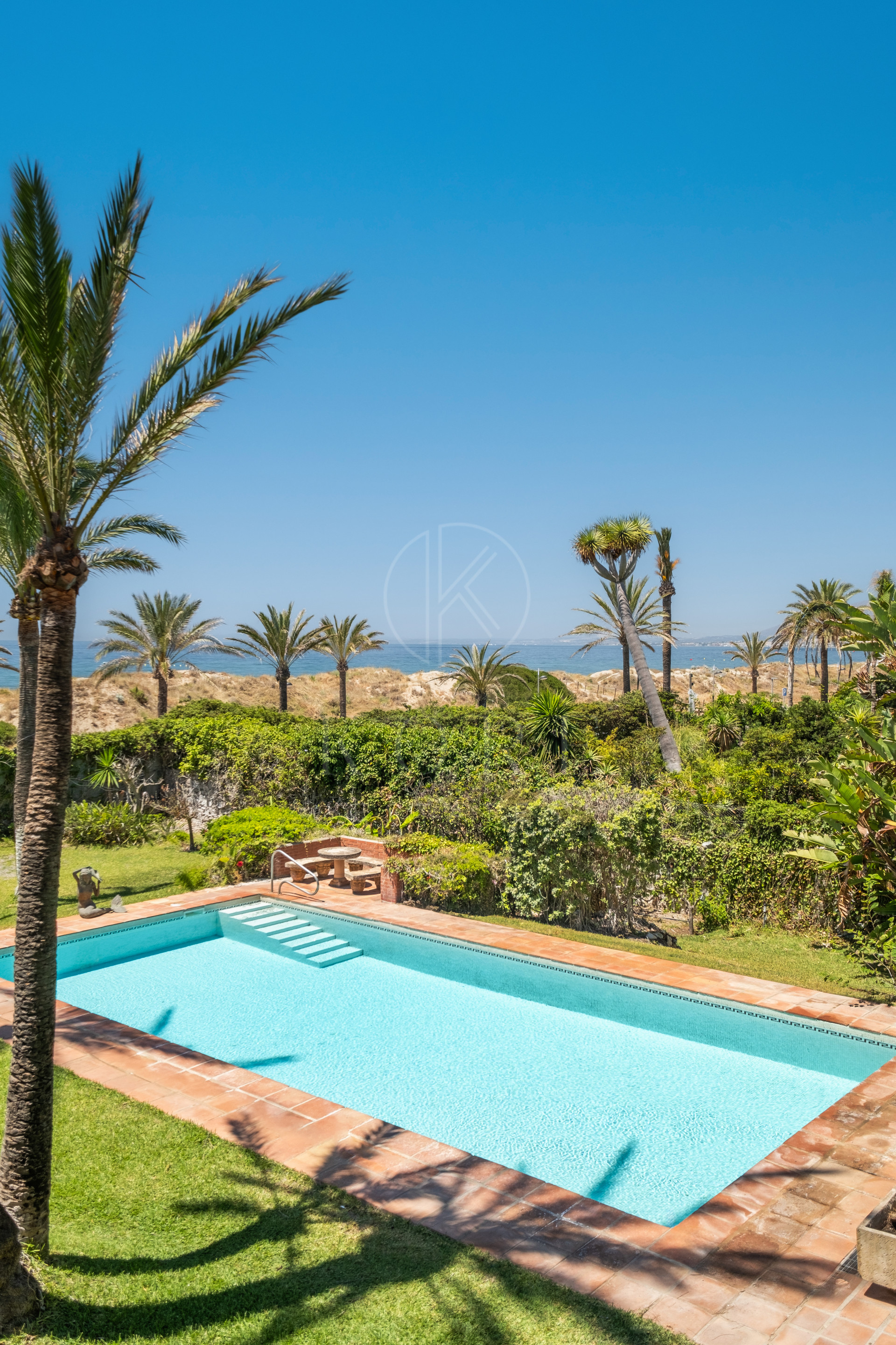 Seafront Villa for Summer Rentals