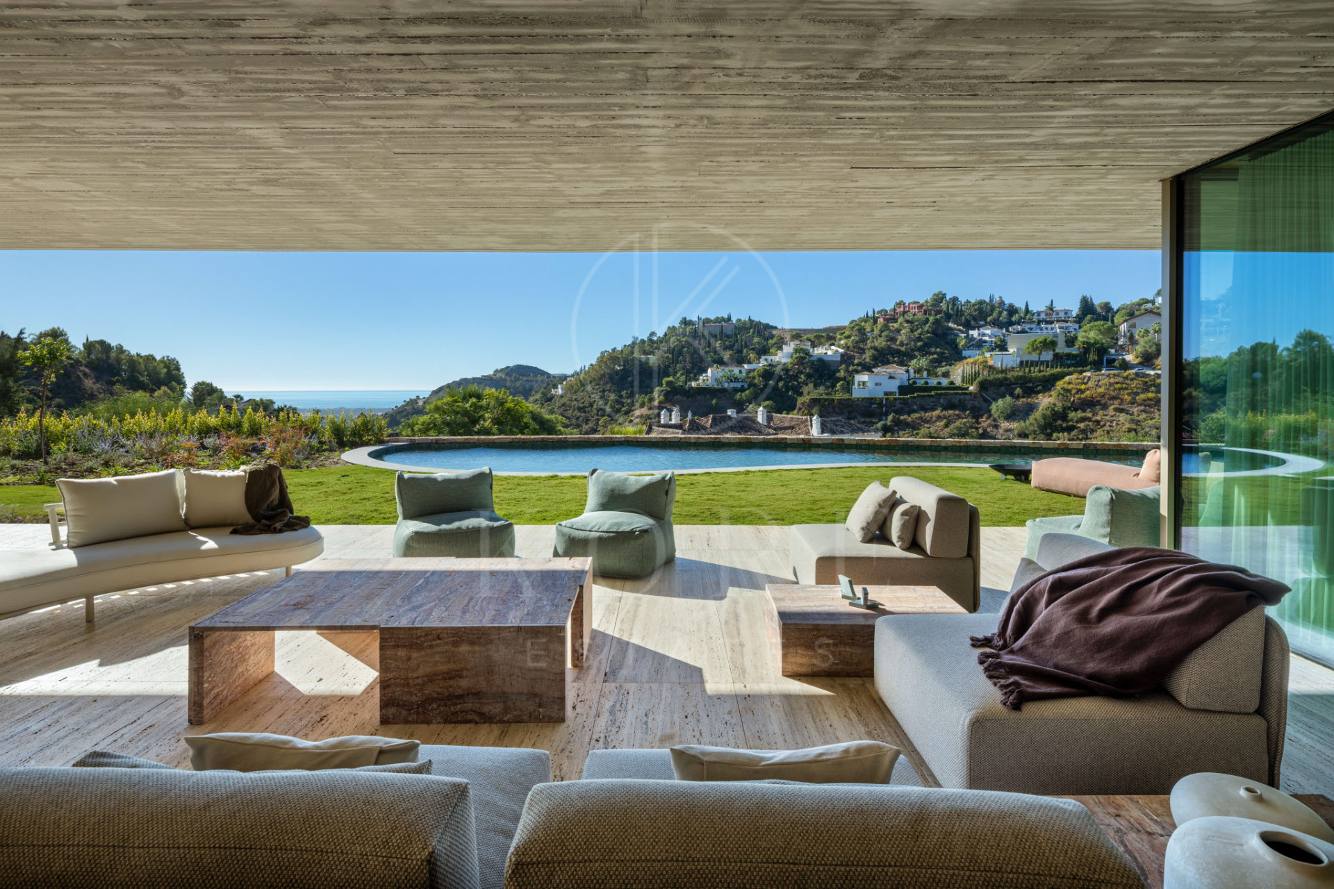 Villa Masterpiece with Sea Views and Cutting-Edge Design in El Madroñal