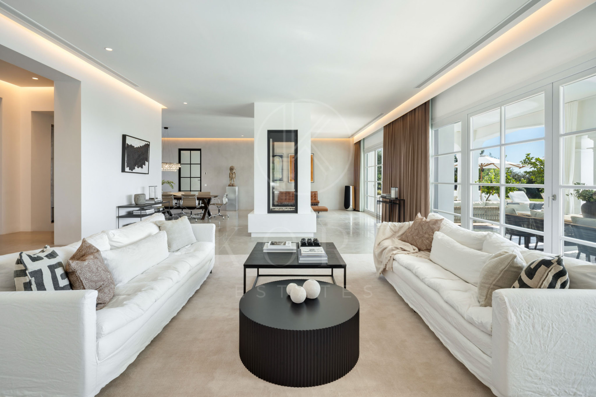 Luxury Mansion with Panoramic Sea, Gibraltar and Africa Views