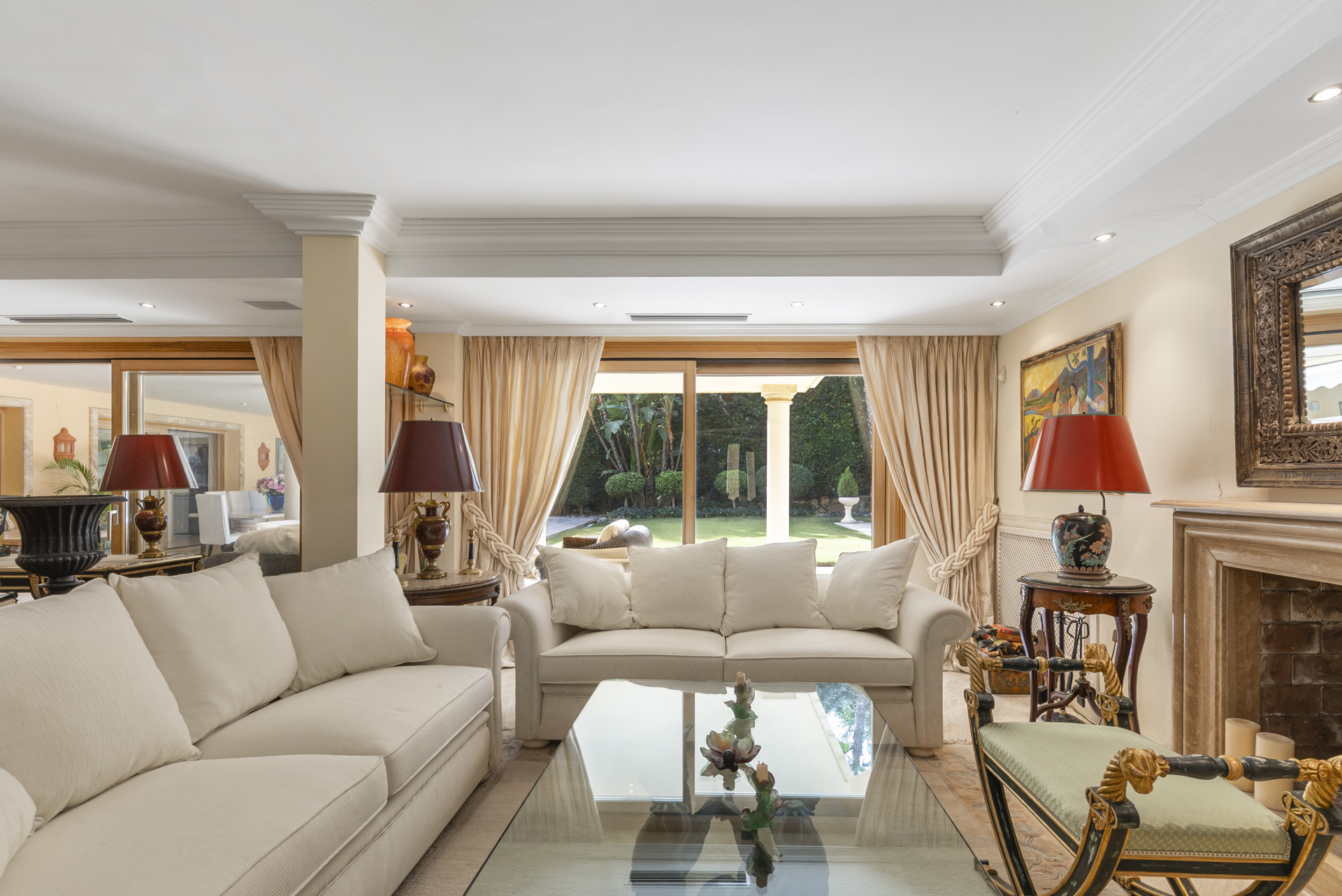 Elegant Mediterranean Villa with Private Pool in Nueva Andalucía, Marbella