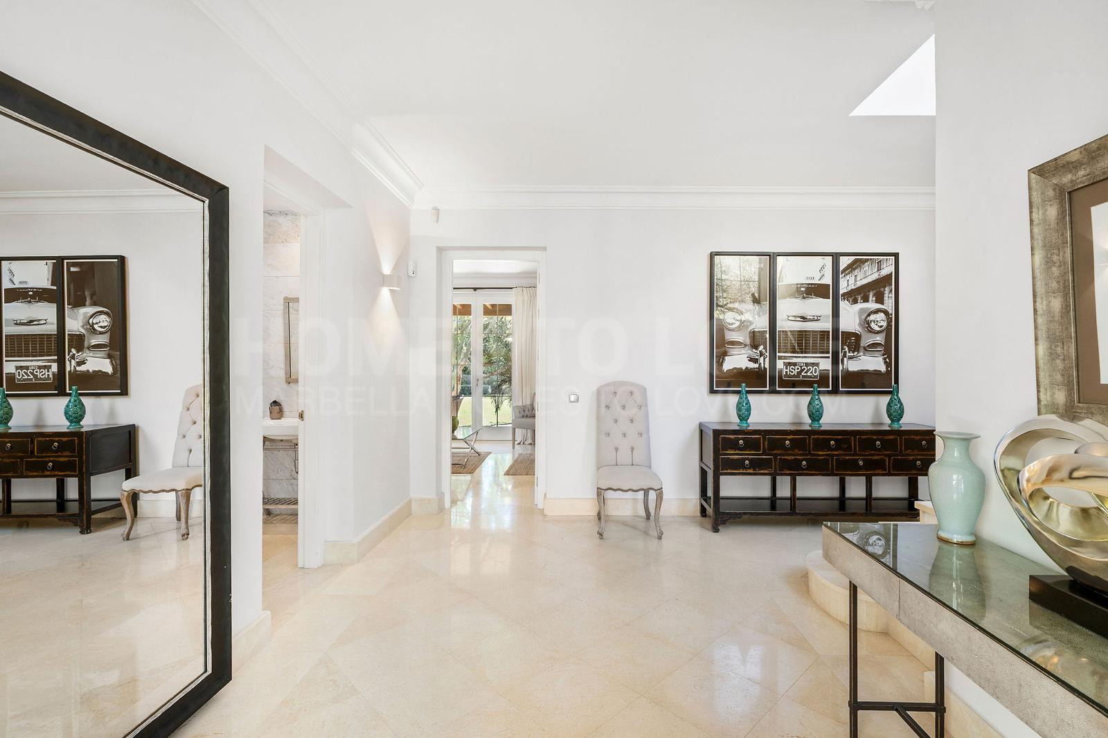 Elegante villa mediterránea de 4 dormitorios en Nagüeles, Milla de Oro de Marbella