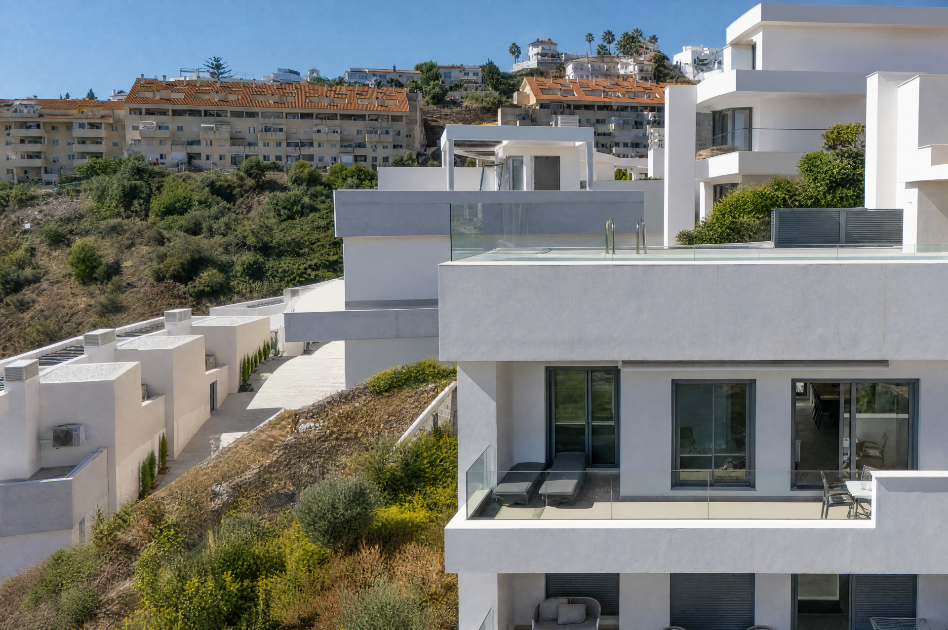 Modern two-bedroom apartment in Carvajal!