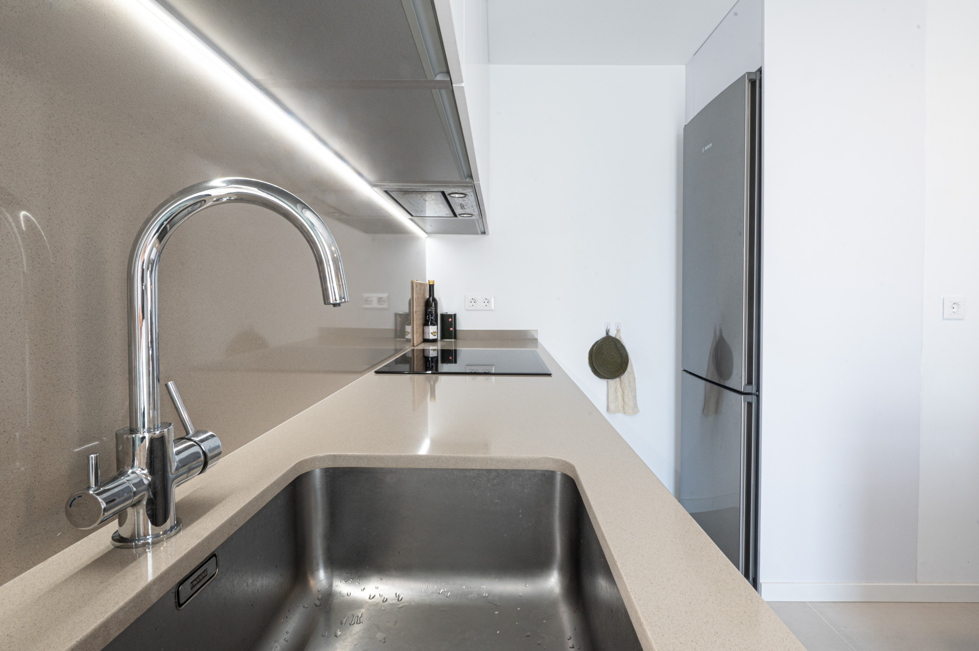 Modern two-bedroom apartment in Carvajal!