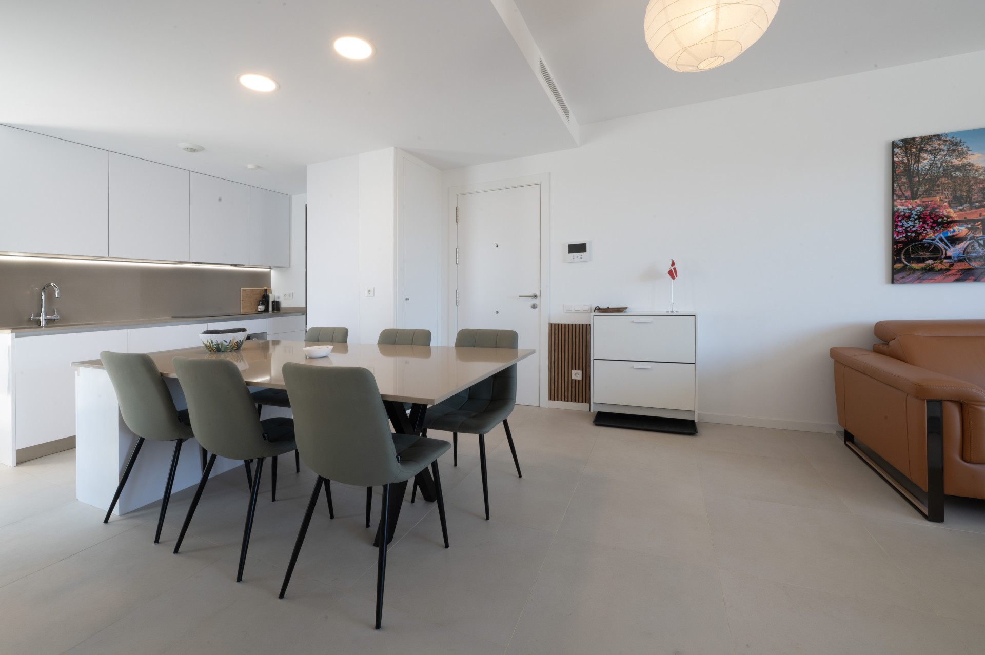 Modern two-bedroom apartment in Carvajal!