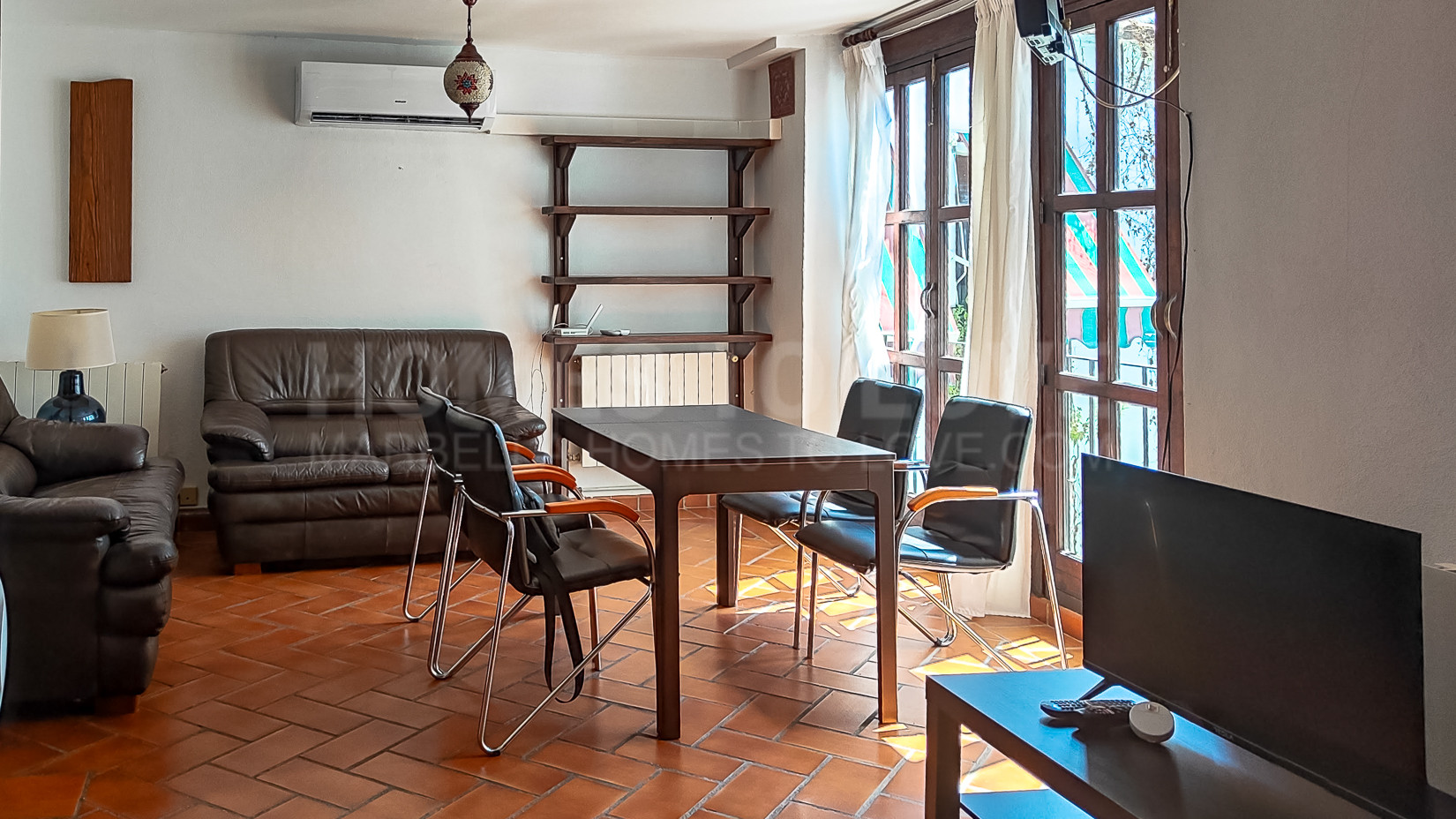 HISTORIC CHARM & MODERN COMFORT