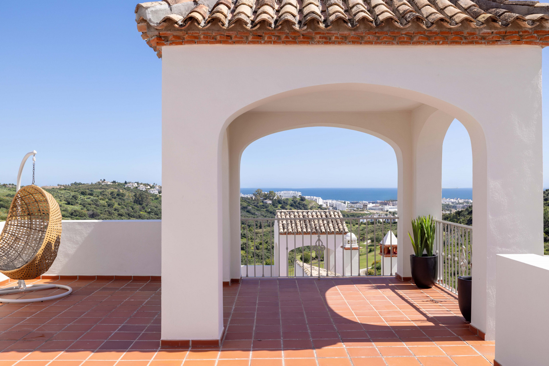 Welcome to Altoasis Residences, your new home on the Costa del Sol