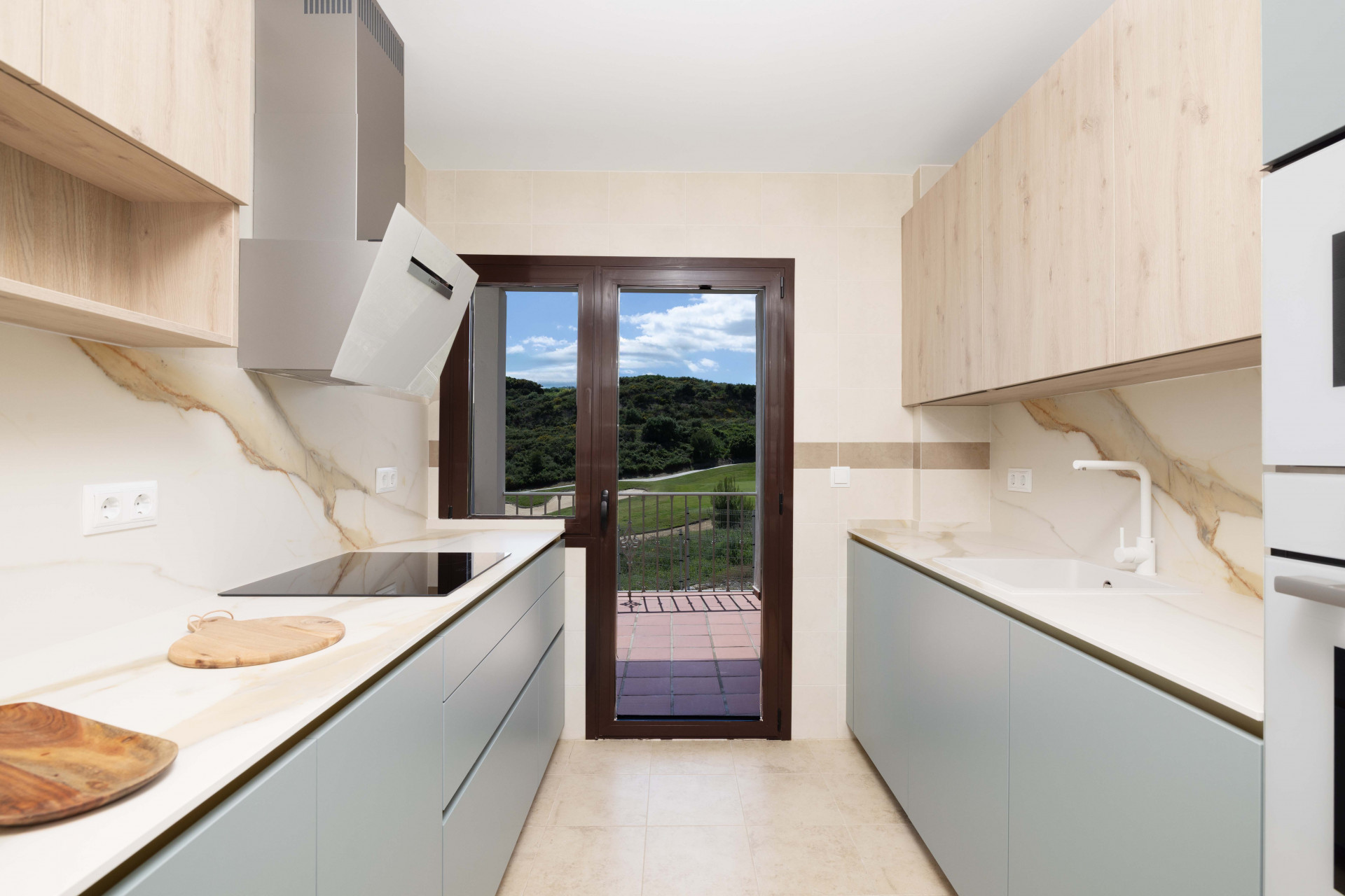 Welcome to Altoasis Residences, your new home on the Costa del Sol