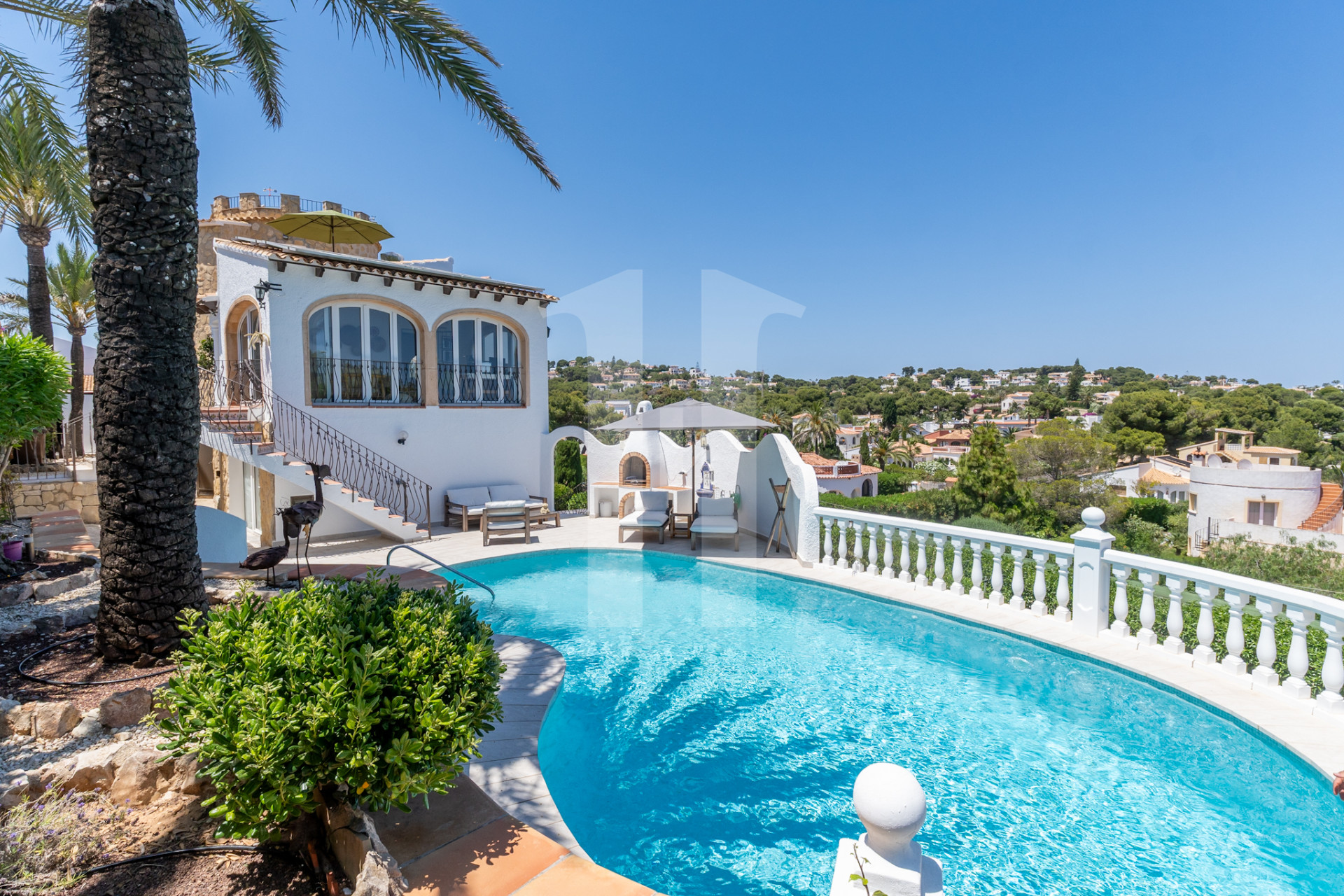 Exclusiva villa mediterránea en venta en Jávea con espectaculares vistas al mar