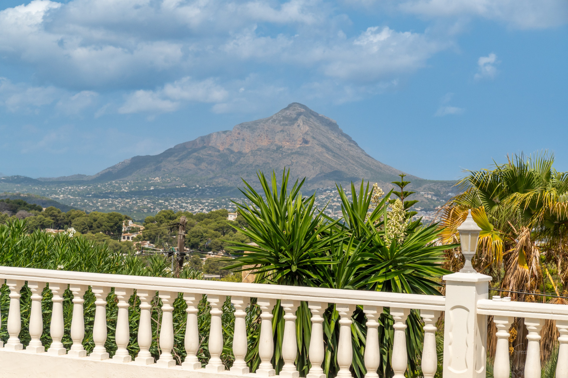 Vendita. Villa a Javea