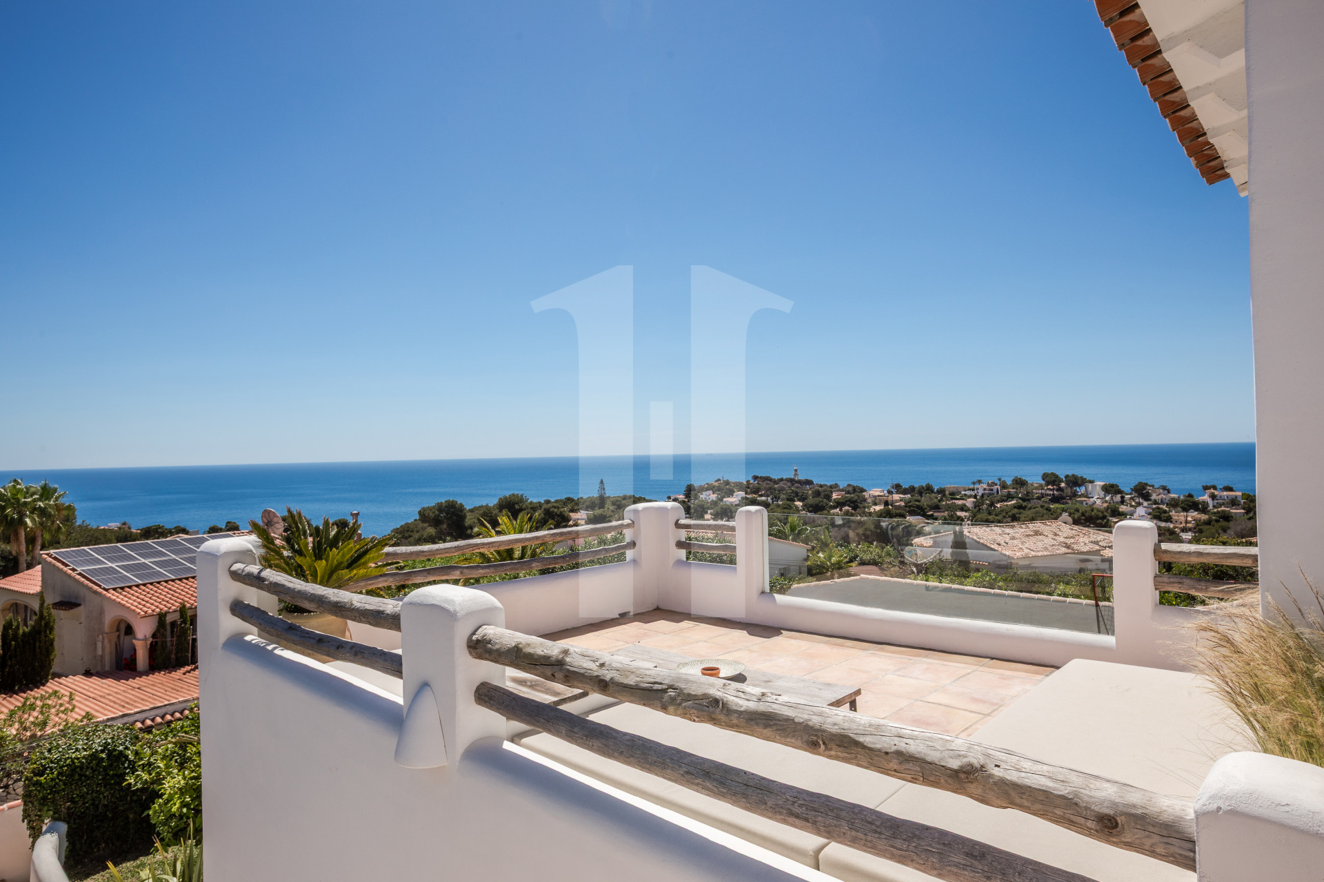 Villa te koop in Jávea met zeezicht