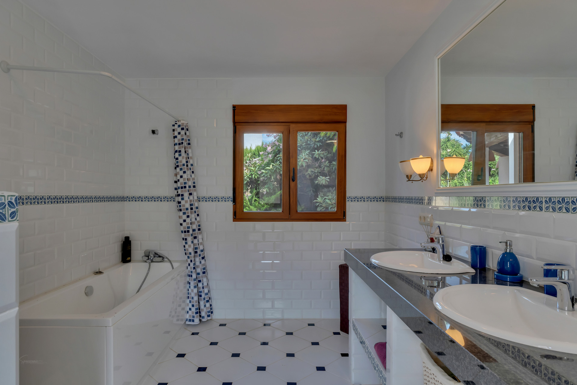 JV1036 - Venta. Chalet/Villa en Denia