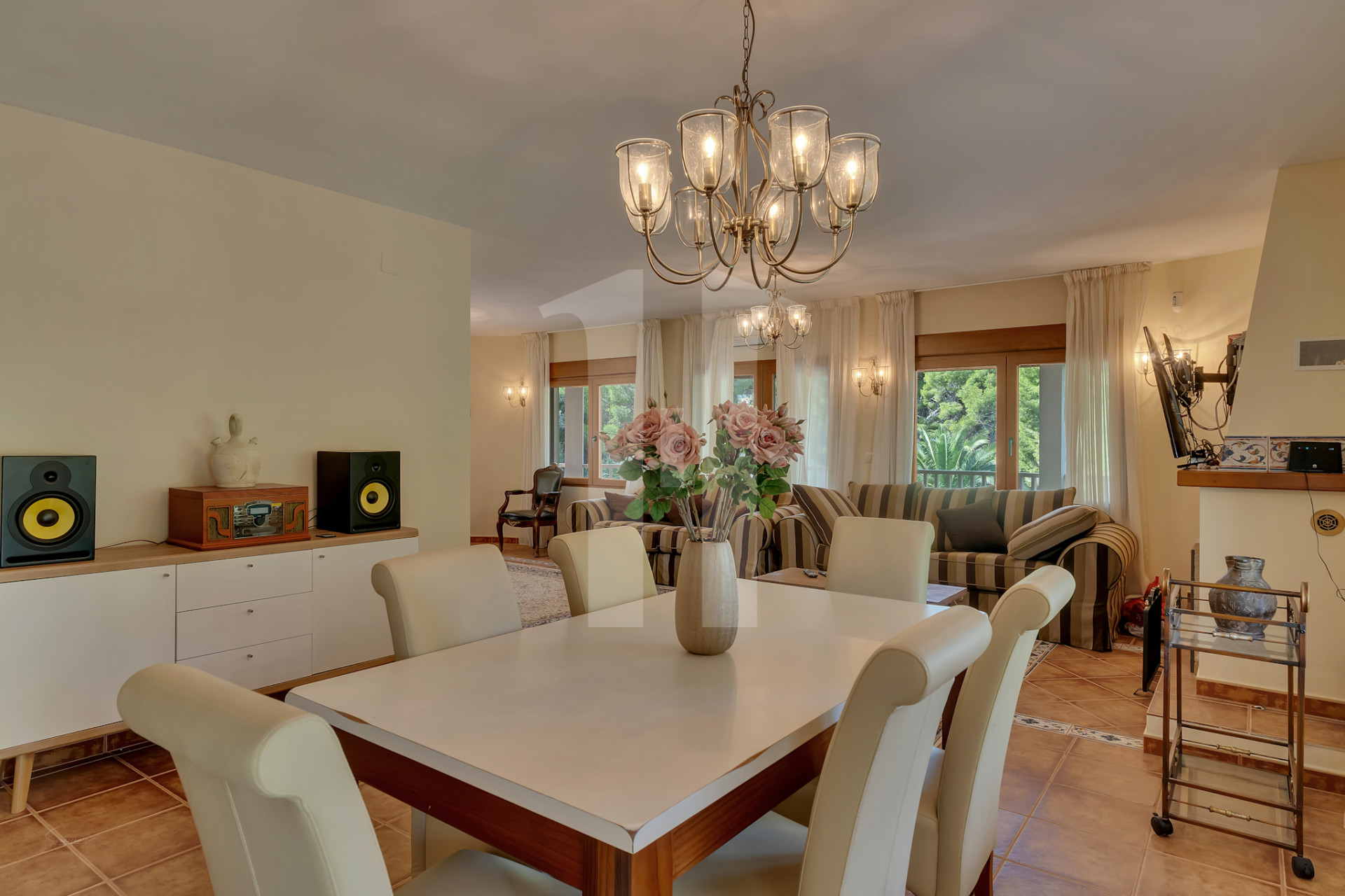 Villa for Sale in Dénia, Just a Few Meters from the Beach