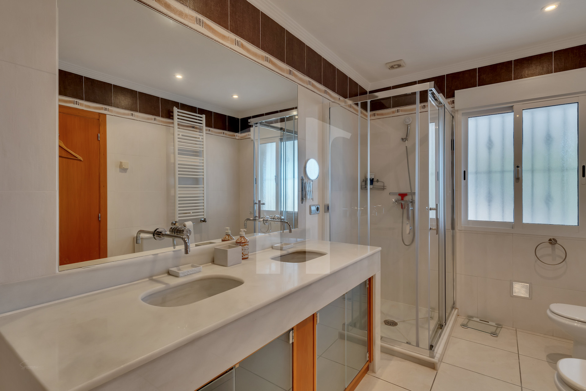 Villa de luxe avec vue imprenable sur la mer à Jávea près de la plage