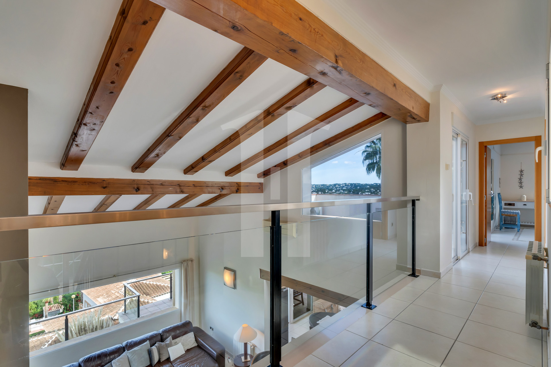 Villa de luxe avec vue imprenable sur la mer à Jávea près de la plage