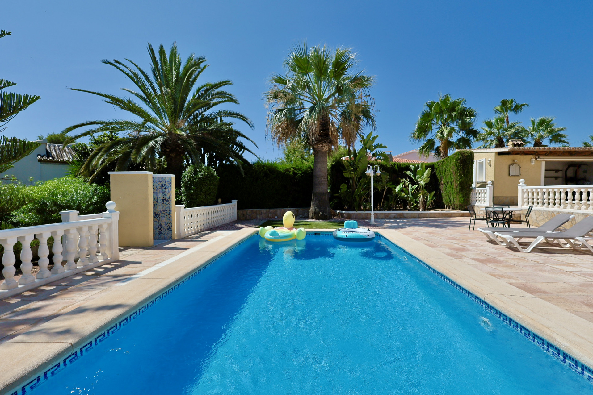 JV1020 - Venta. Chalet/Villa en Jávea