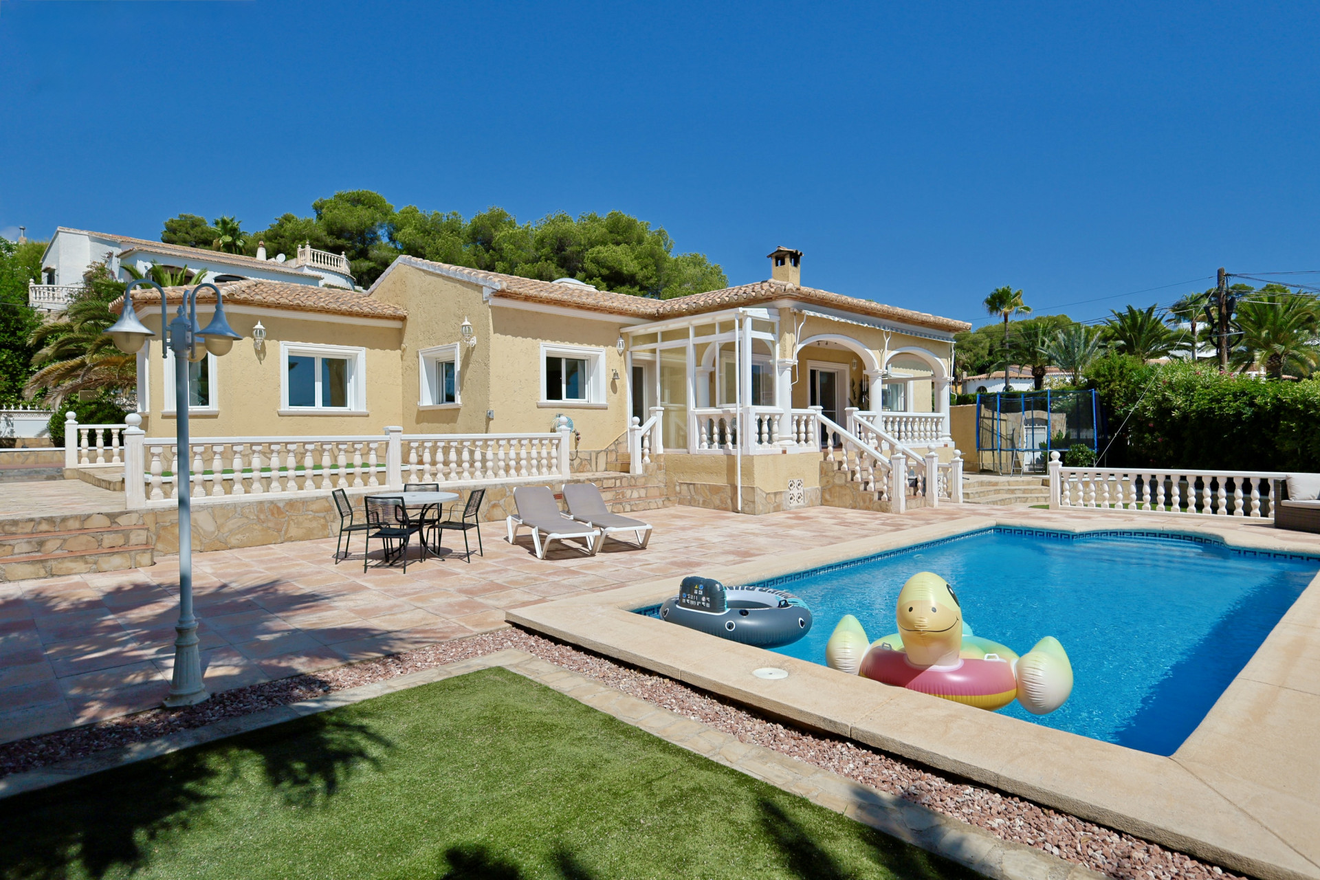 JV1020 - Venta. Chalet/Villa en Jávea