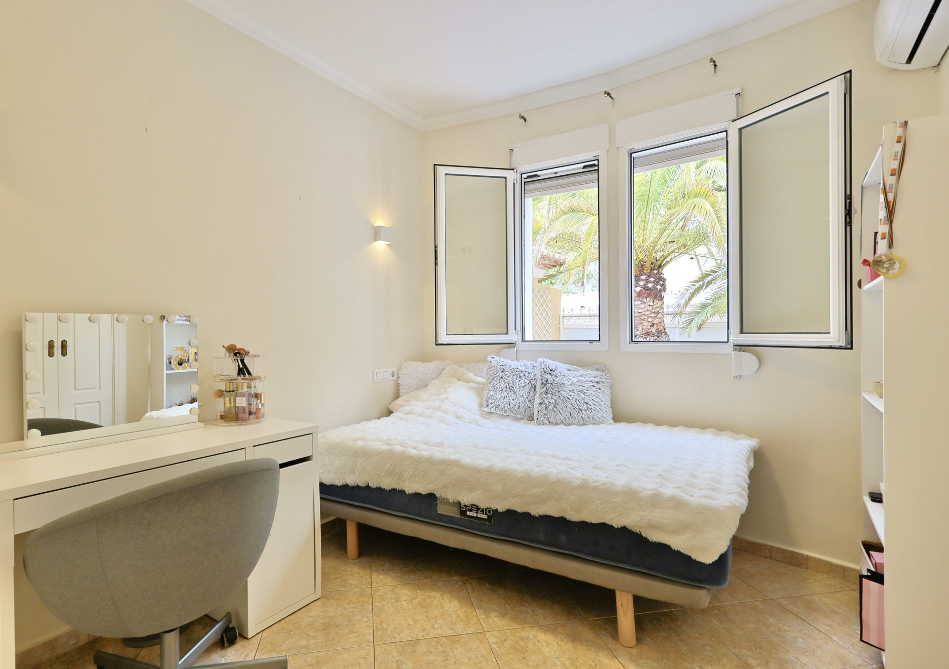 JV1020 - Venta. Chalet/Villa en Jávea