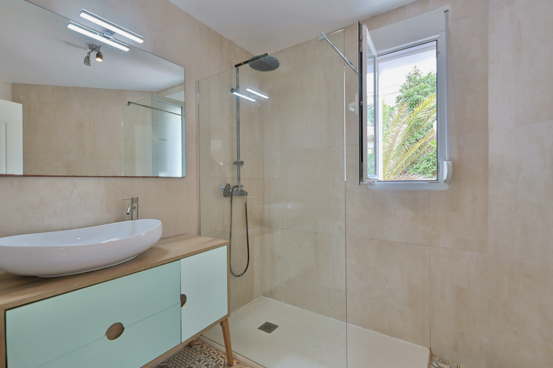 JV1020 - Venta. Chalet/Villa en Jávea