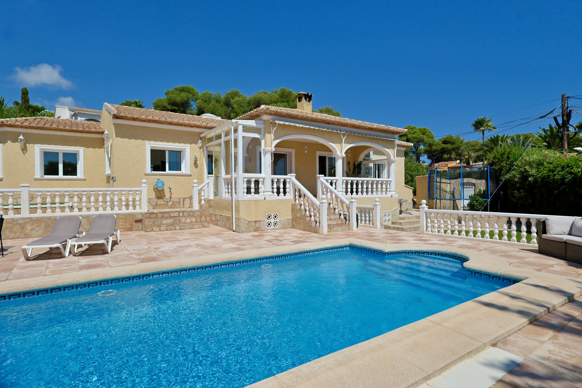 JV1020 - Venta. Chalet/Villa en Jávea