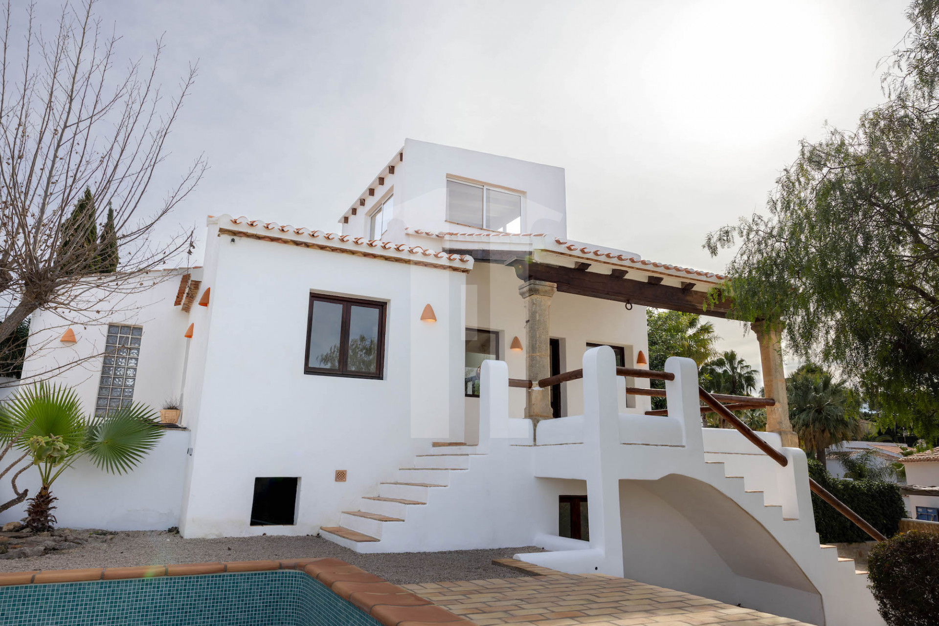 Villa for sale in Jávea, just a stone's throw from the sea