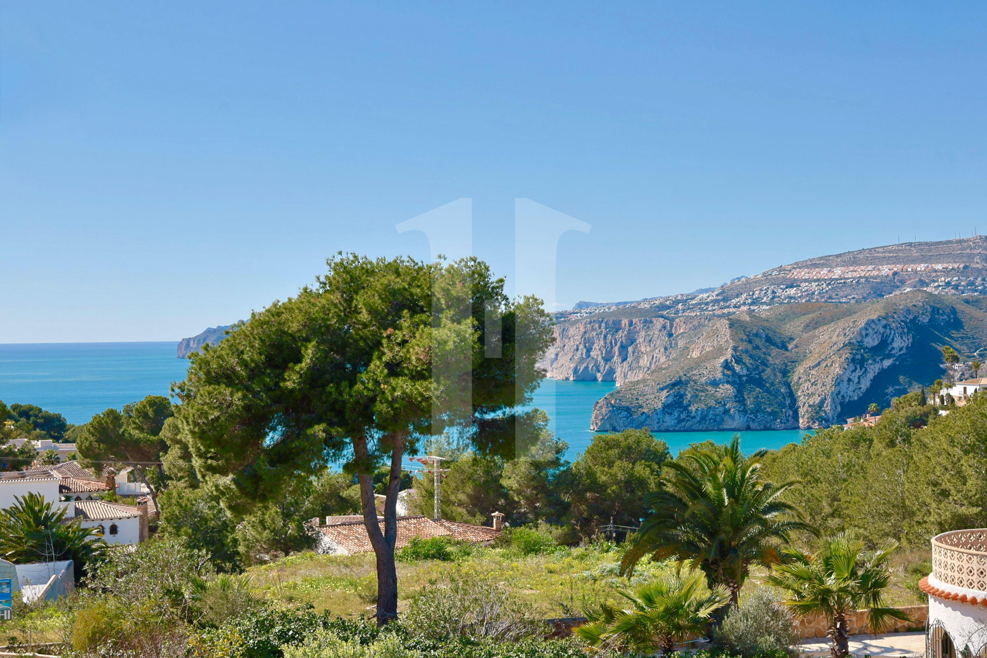 alquilar en Jávea Villa con encanto mediterráneo y vistas al mar en Jávea