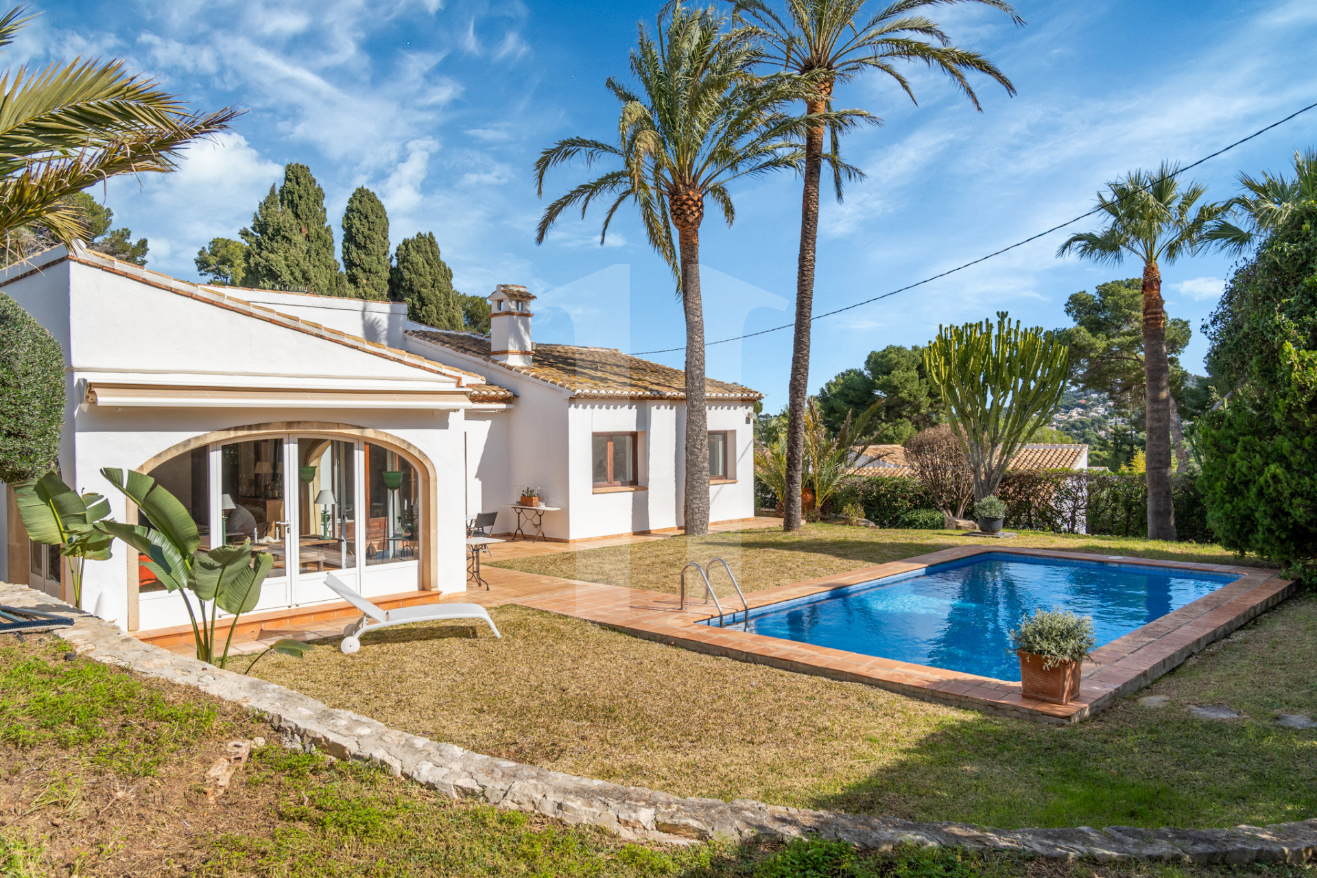 retirement in Jávea Villa for sale in Jávea located in the Tosalet Urbanization