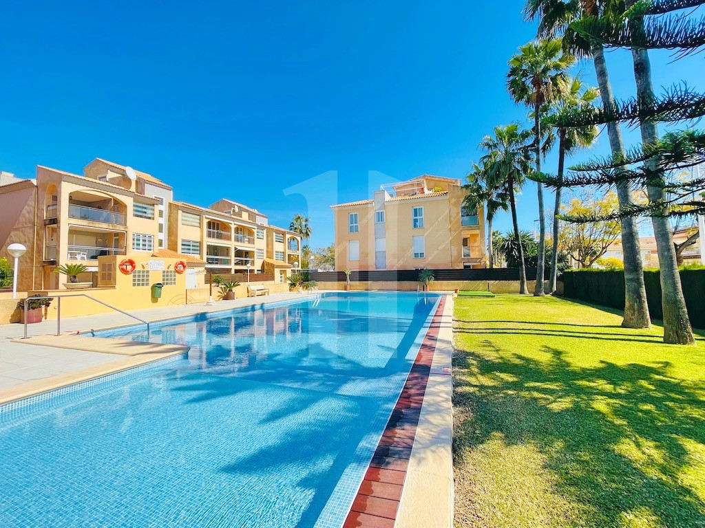 Costa Blanca vida permanente Vivienda en planta baja en una ubicación privilegiada junto al puerto de Jávea