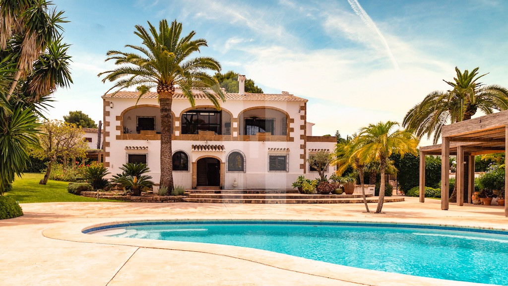 jubilación en Jávea Auténtica villa española en venta en Jávea.