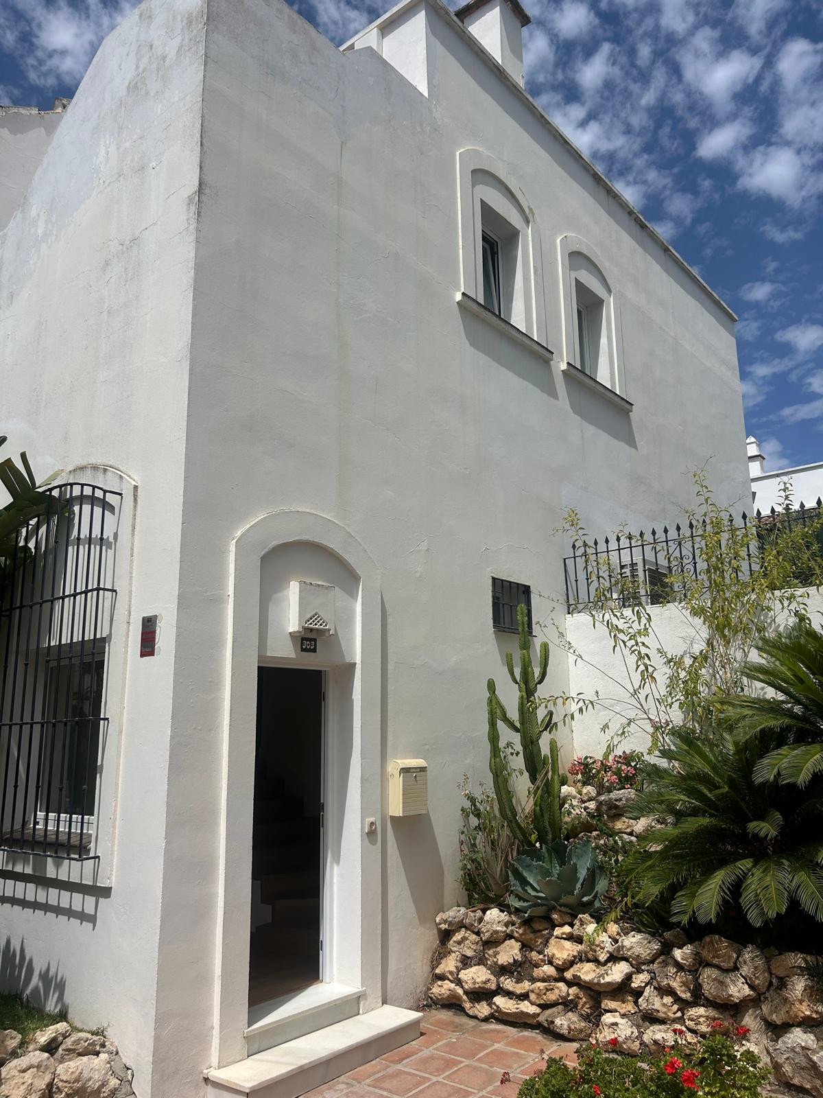 Brand-New Luxury 3-Bedroom Townhouse in Atalaya de Río Verde – Available for Long-Term Rental from 1st of September 2026 till 30 jUNE 2027, ONLY.