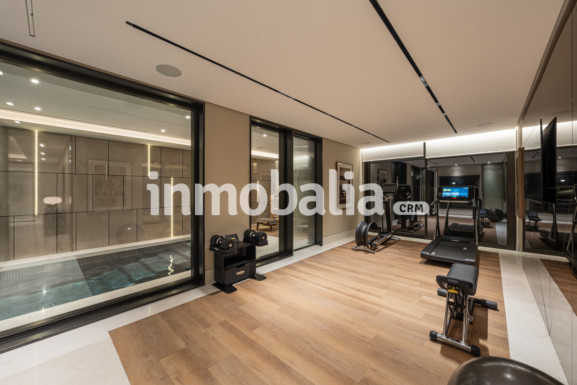 Villa Harmony, Exclusive Villa with Andalusian Charm in Marbella Hill Club