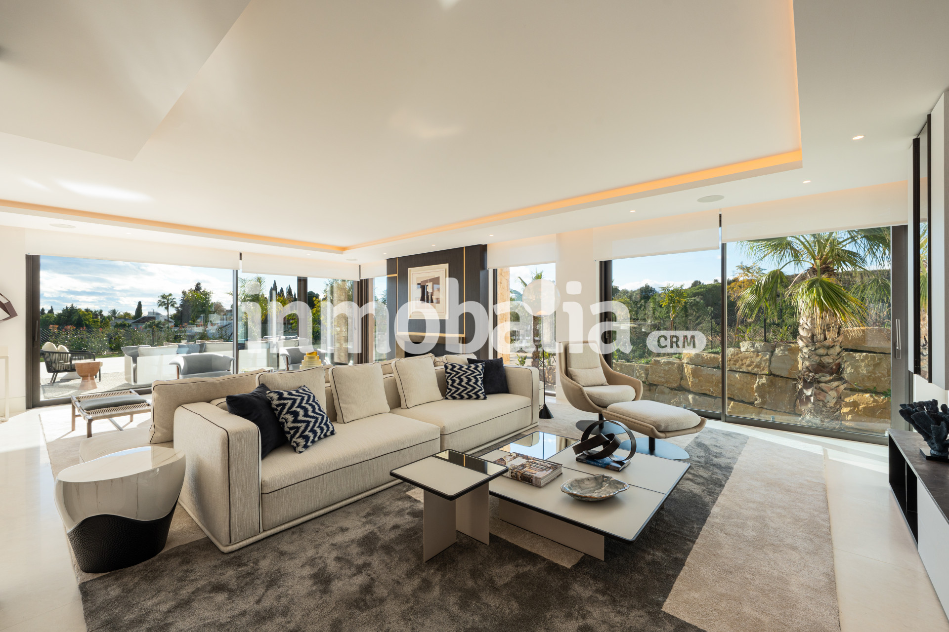 Villa Harmony, Exclusive Villa with Andalusian Charm in Marbella Hill Club