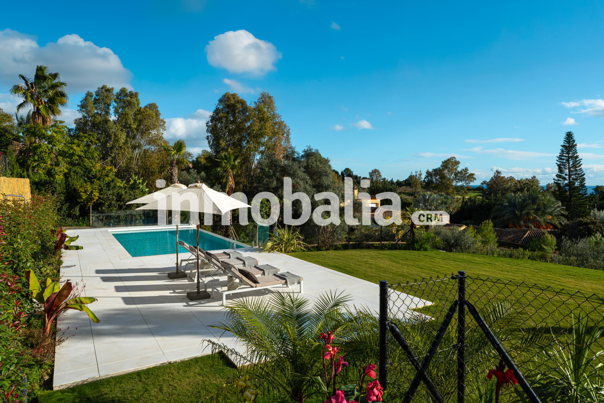 Villa Harmony, Exclusive Villa with Andalusian Charm in Marbella Hill Club