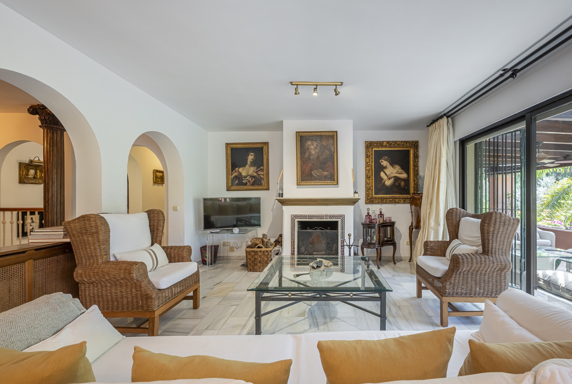 Elegant Andalusian Villa in Las Lomas del Marbella Club