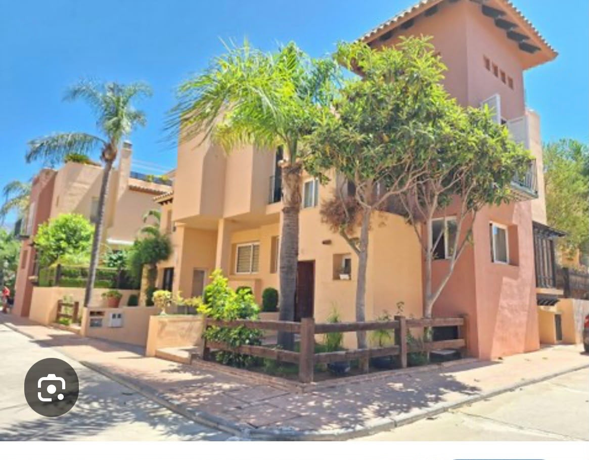 Townhouse close to the beach