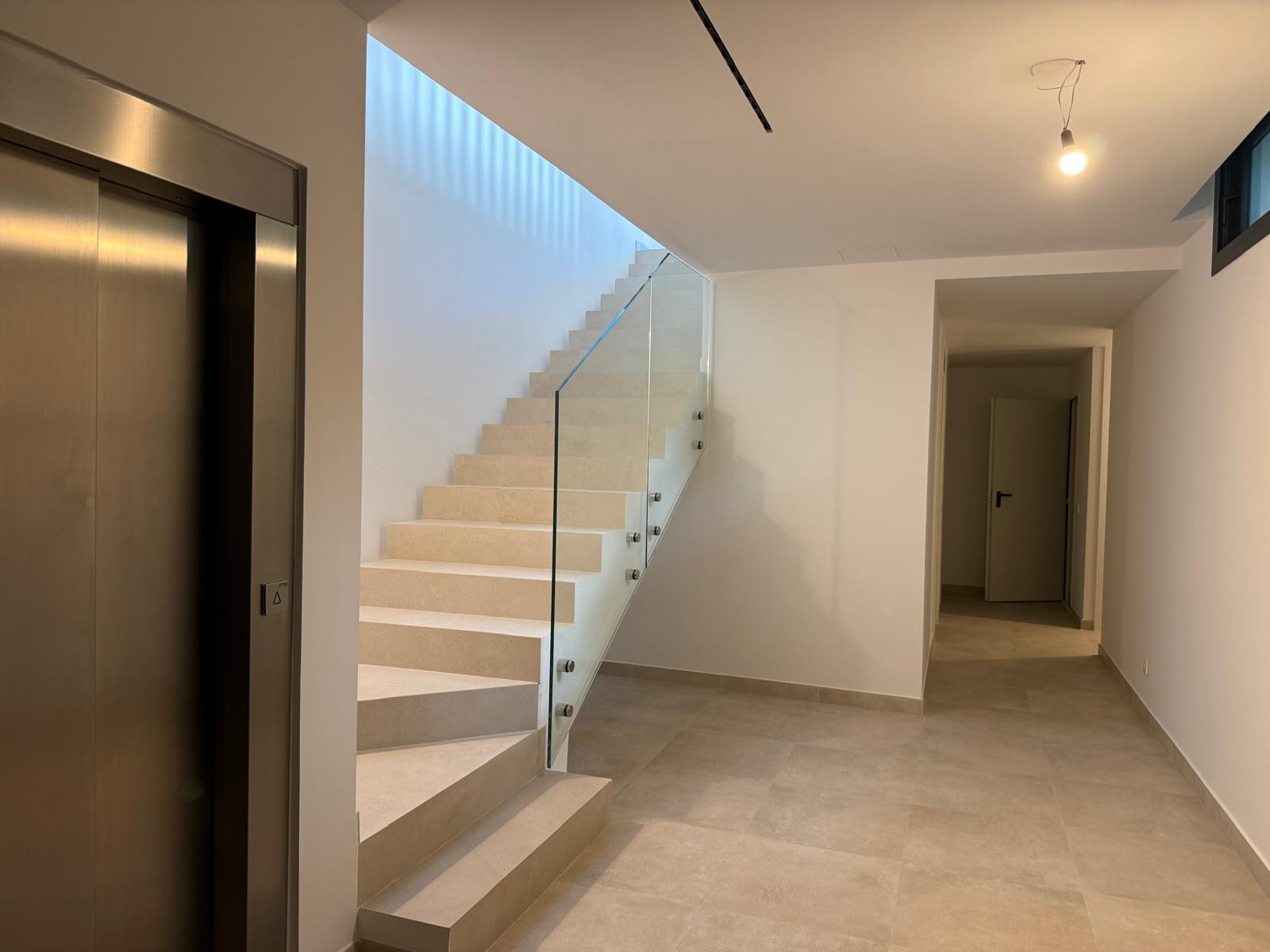 Luxury Villa in Puerto Banús at Mistral Beach with Five Bedrooms