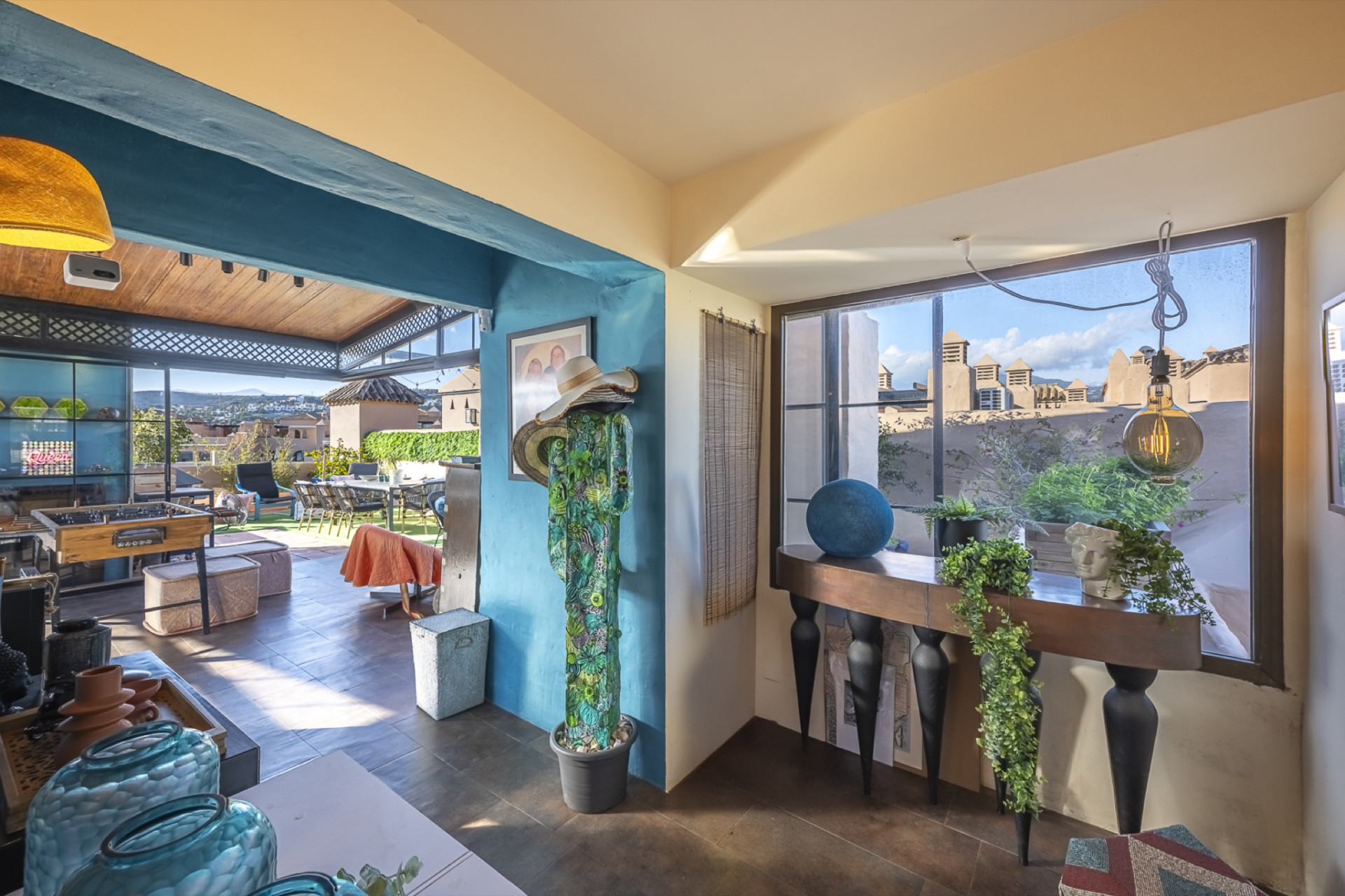 Elegant Duplex Penthouse with Expansive Terraces and Panoramic Views in Estepona