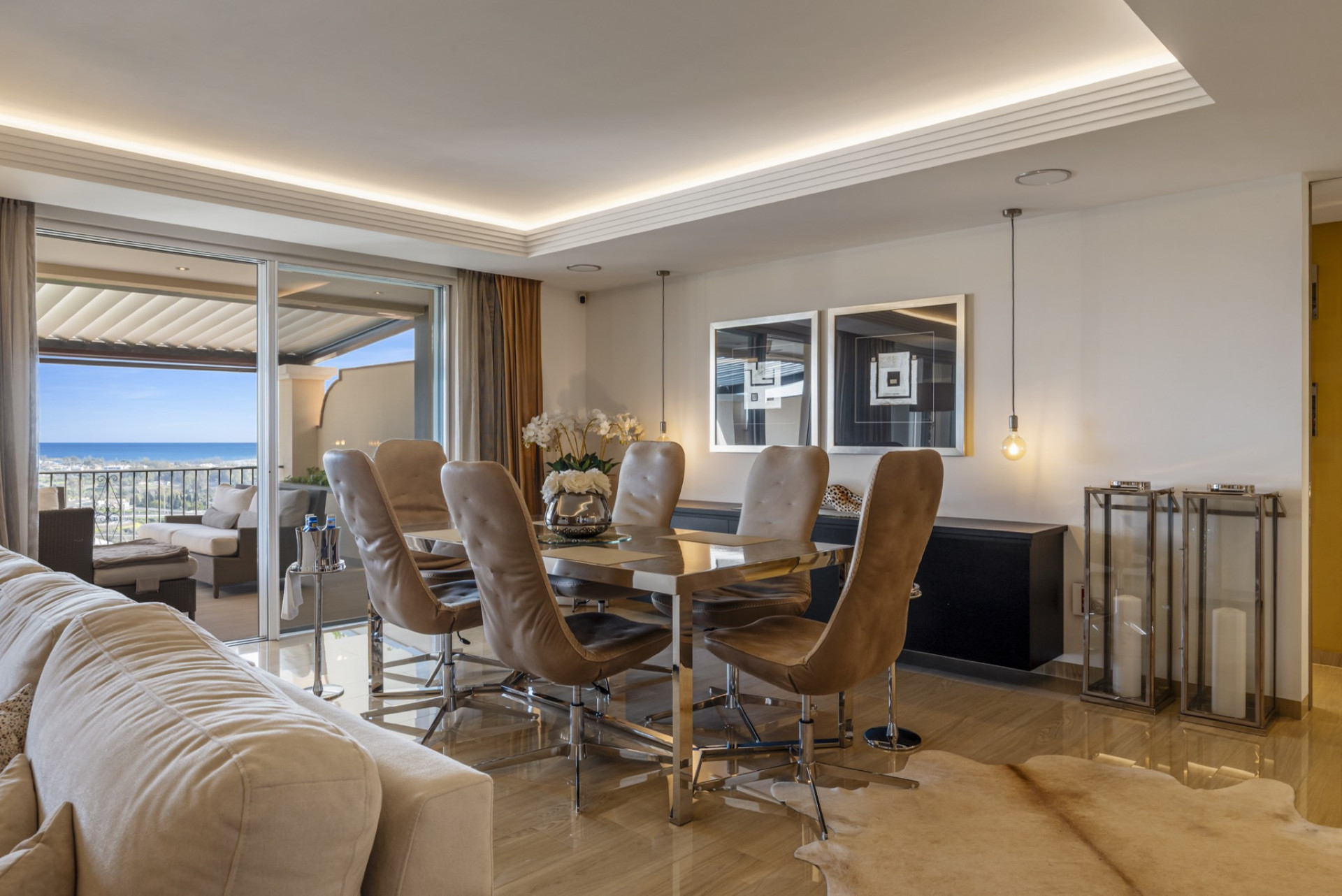 ### Luxury 4-Bedroom Duplex Penthouse in Los Almendros, Benahavís