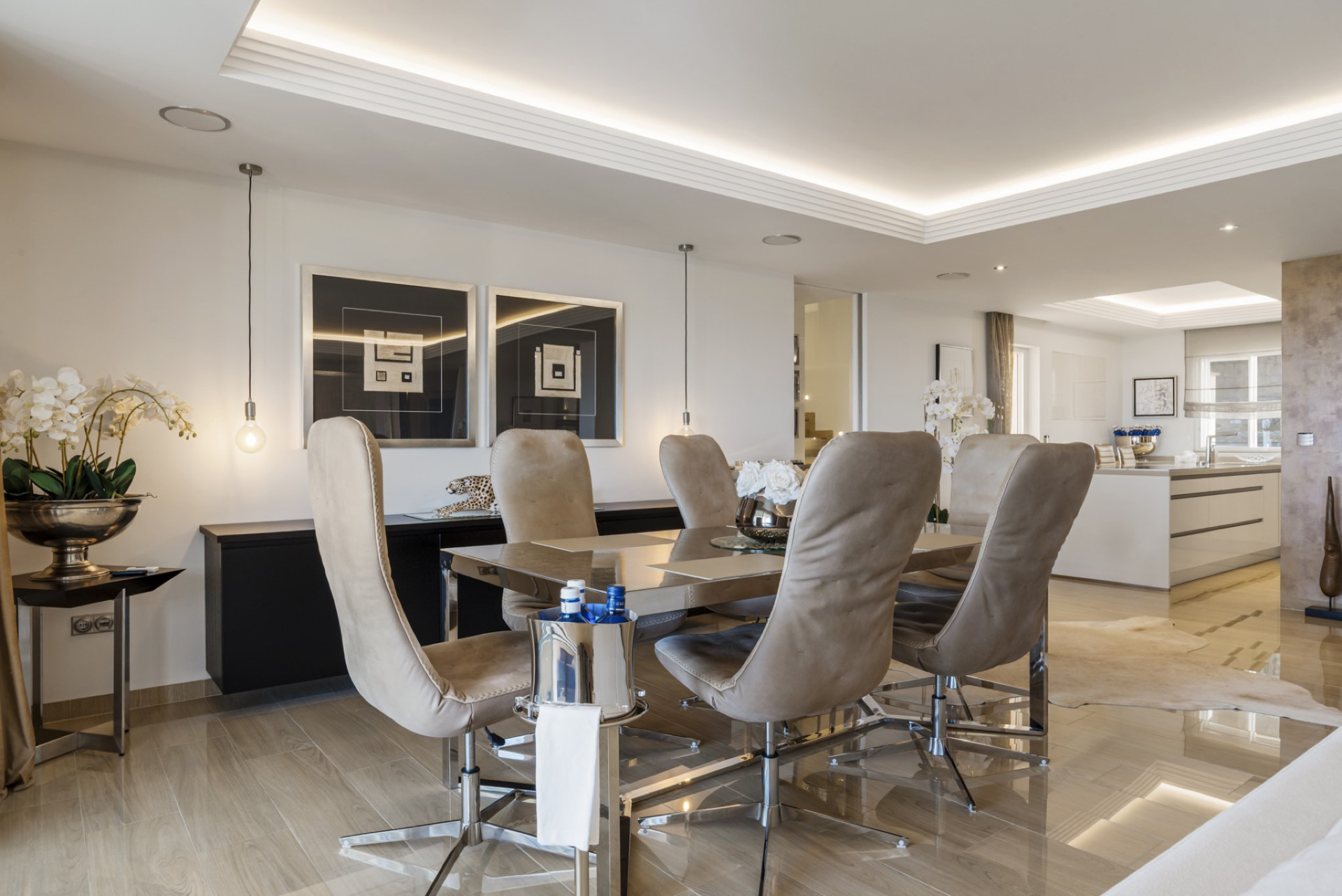 ### Luxury 4-Bedroom Duplex Penthouse in Los Almendros, Benahavís