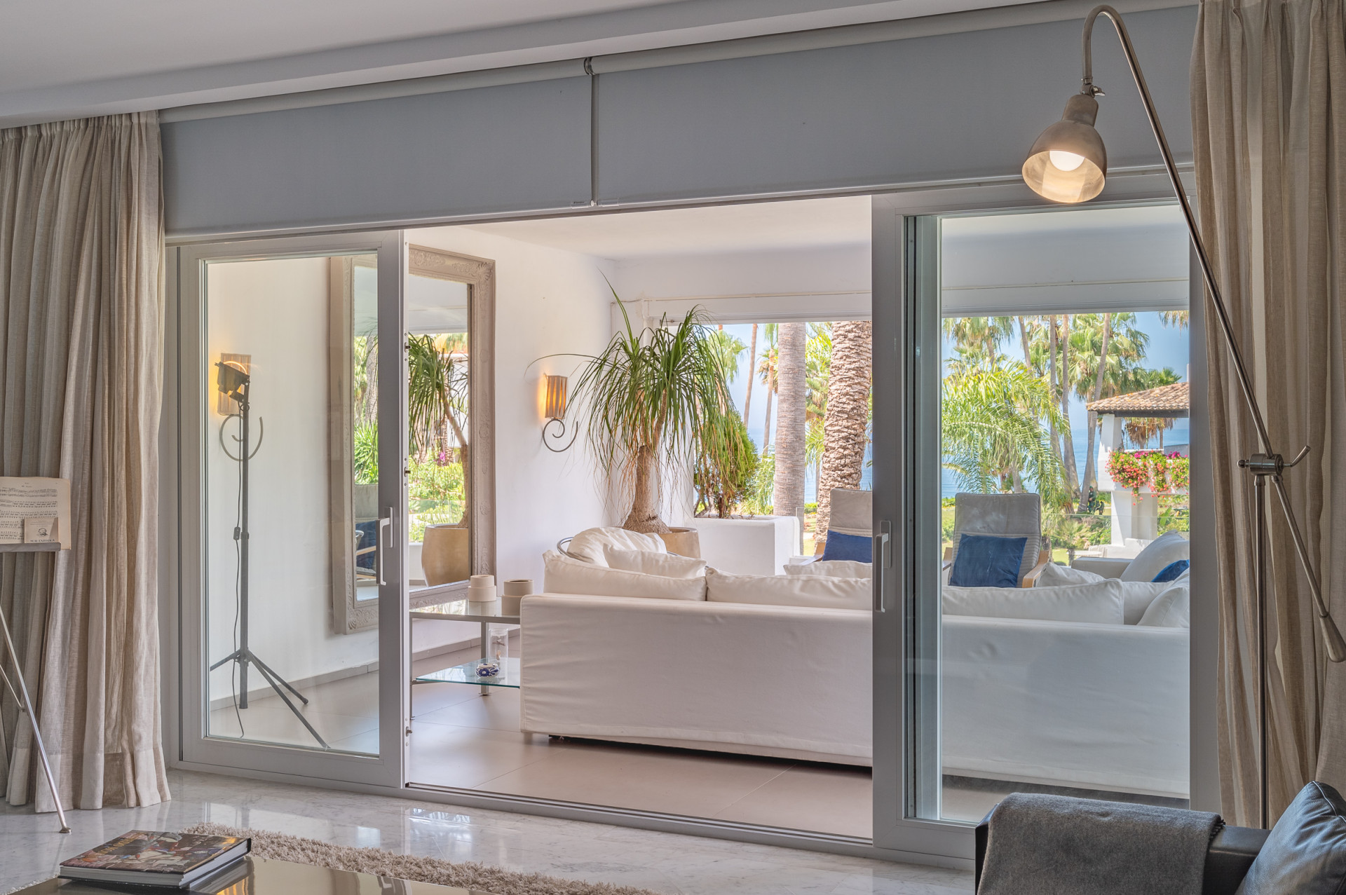 Exclusive Luxury Seafront Apartment in Puente Romano