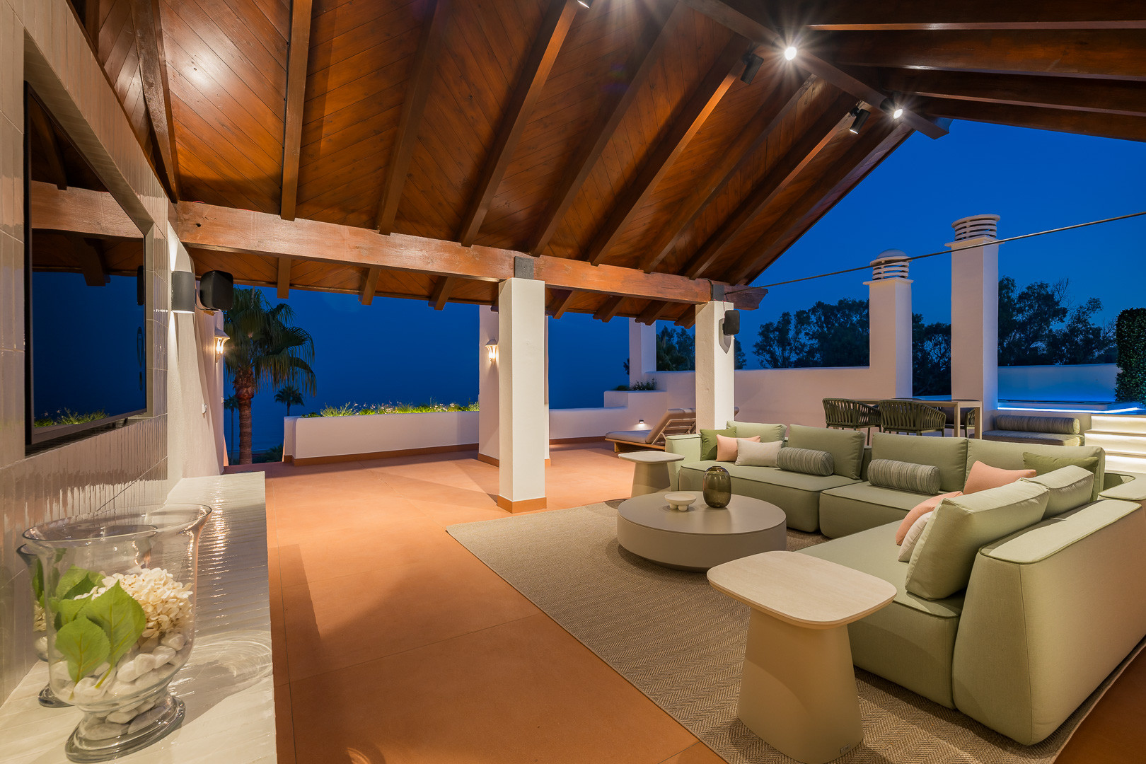 Beachfront Luxury Renovated Penthouse