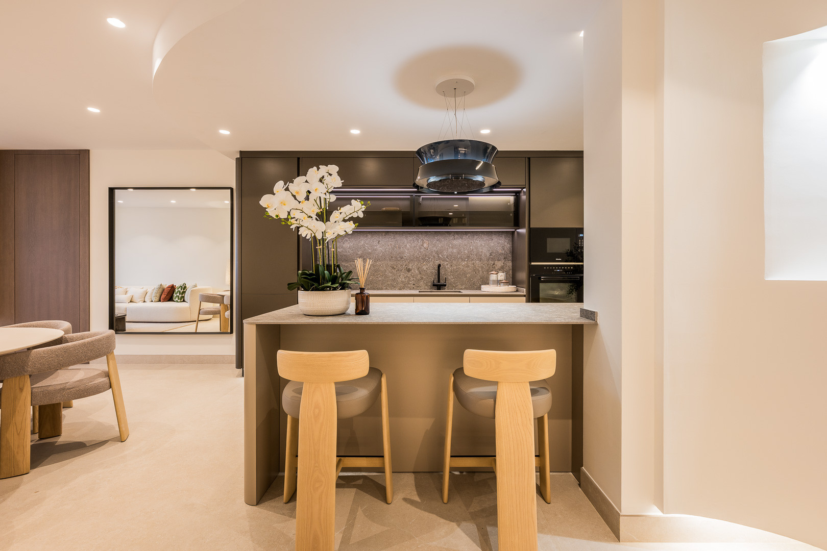 Renovated Penthouse With Sea Views