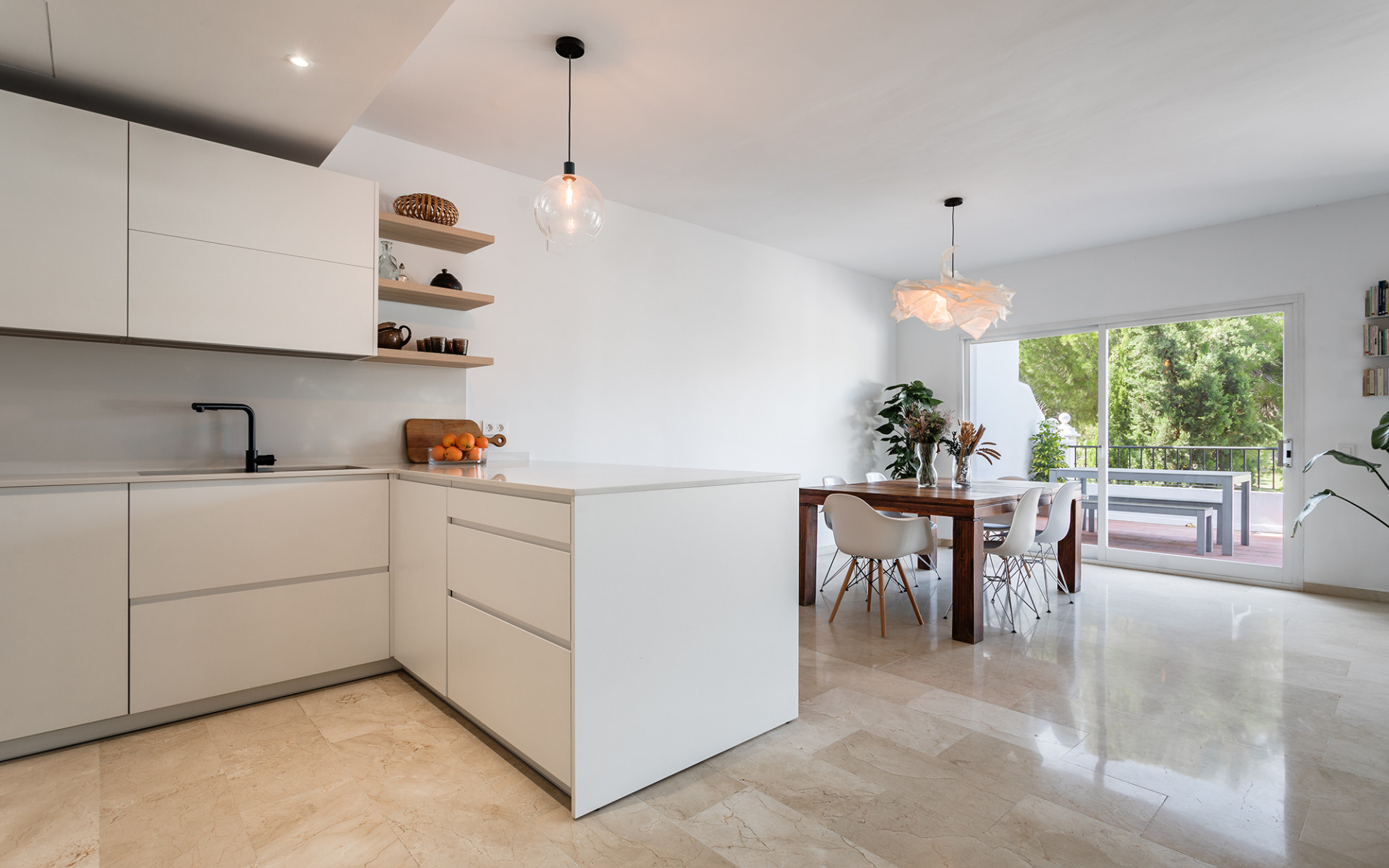Frontline Golf Luxury Townhouse