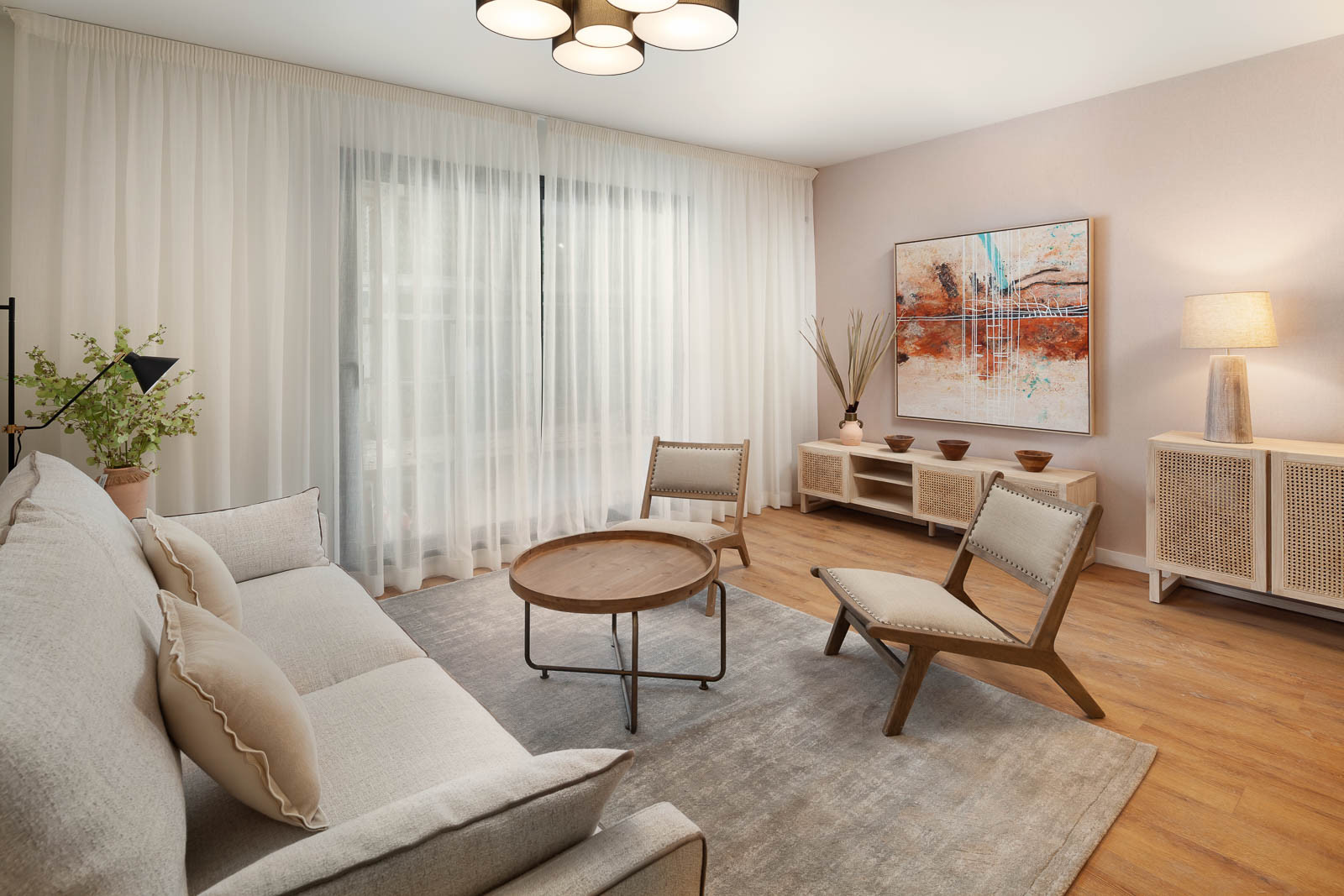 New two-bedroom apartment just steps away from the beaches in the center of Estepona.