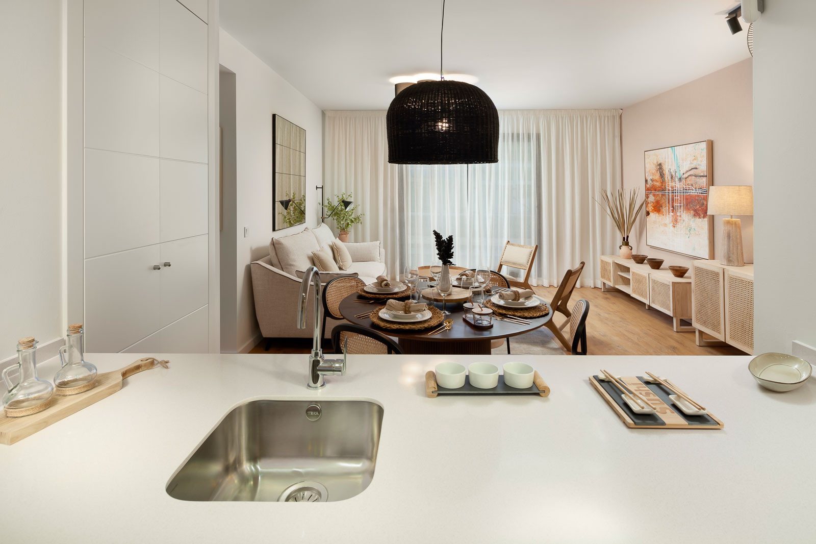 New two-bedroom apartment just steps away from the beaches in the center of Estepona.