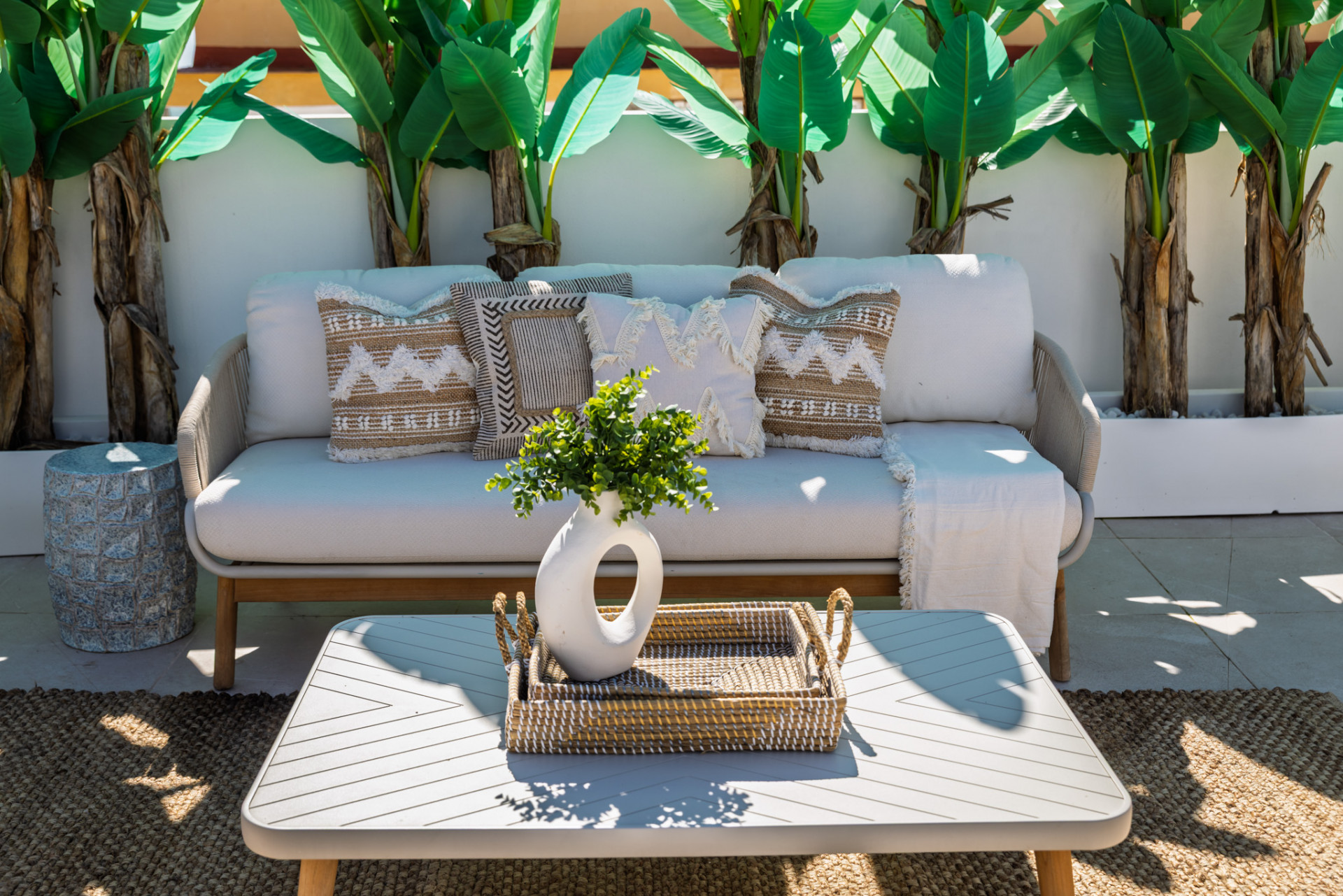 New two-bedroom apartment just steps away from the beaches in the center of Estepona.