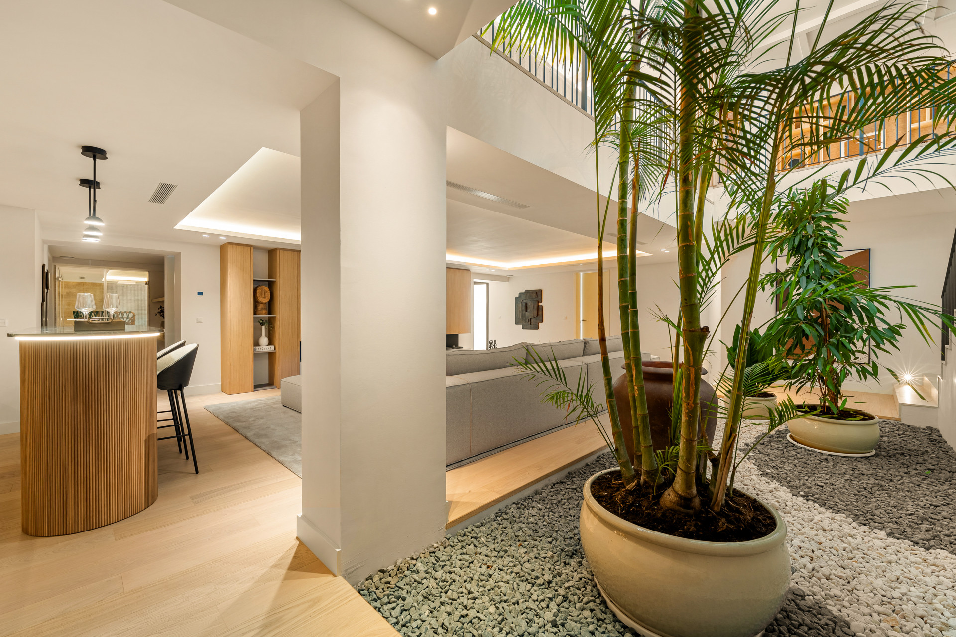 Elegant Golf-View Luxury Villa